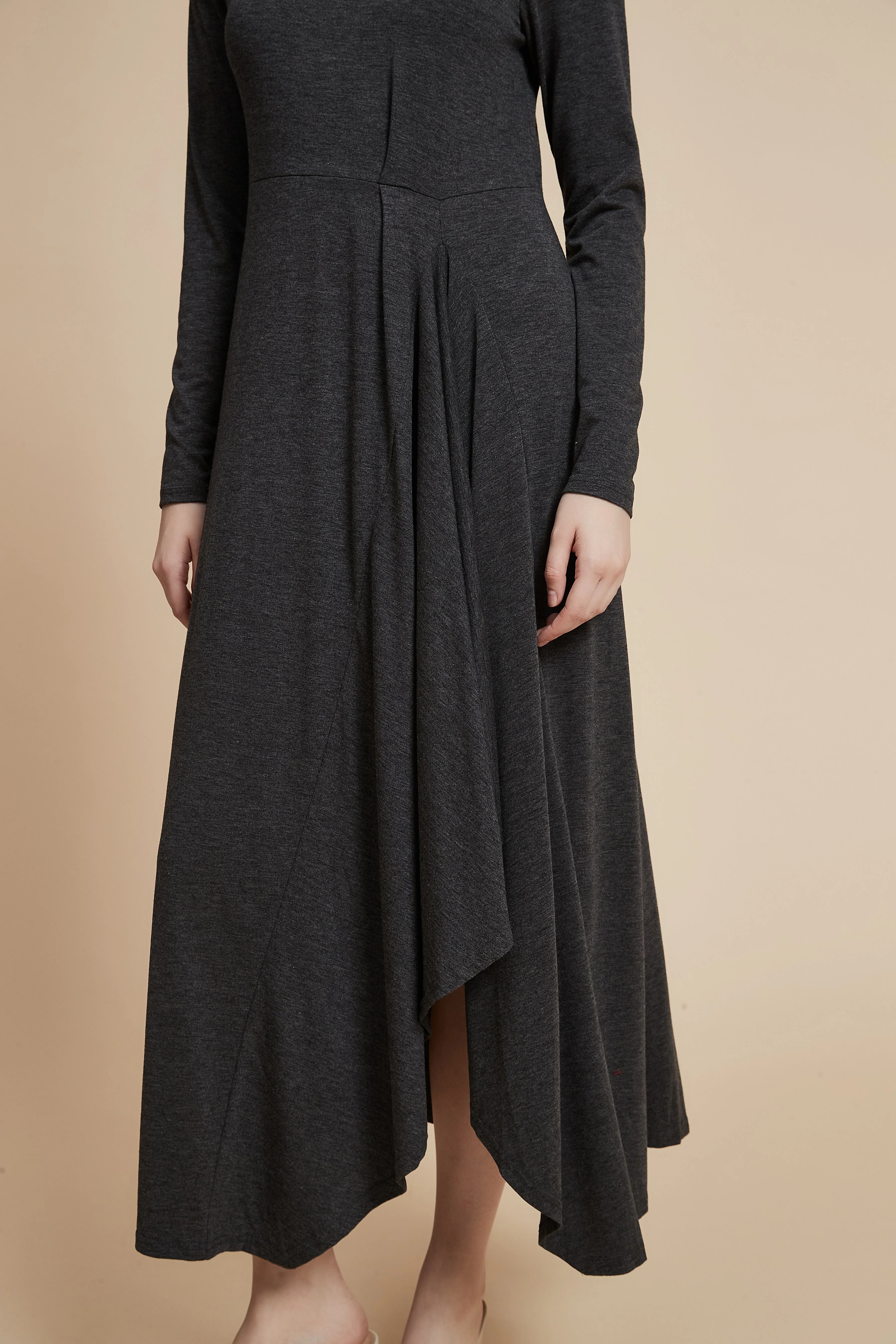Plain Long-Sleeved Ruffled Midi Dress - Image 7