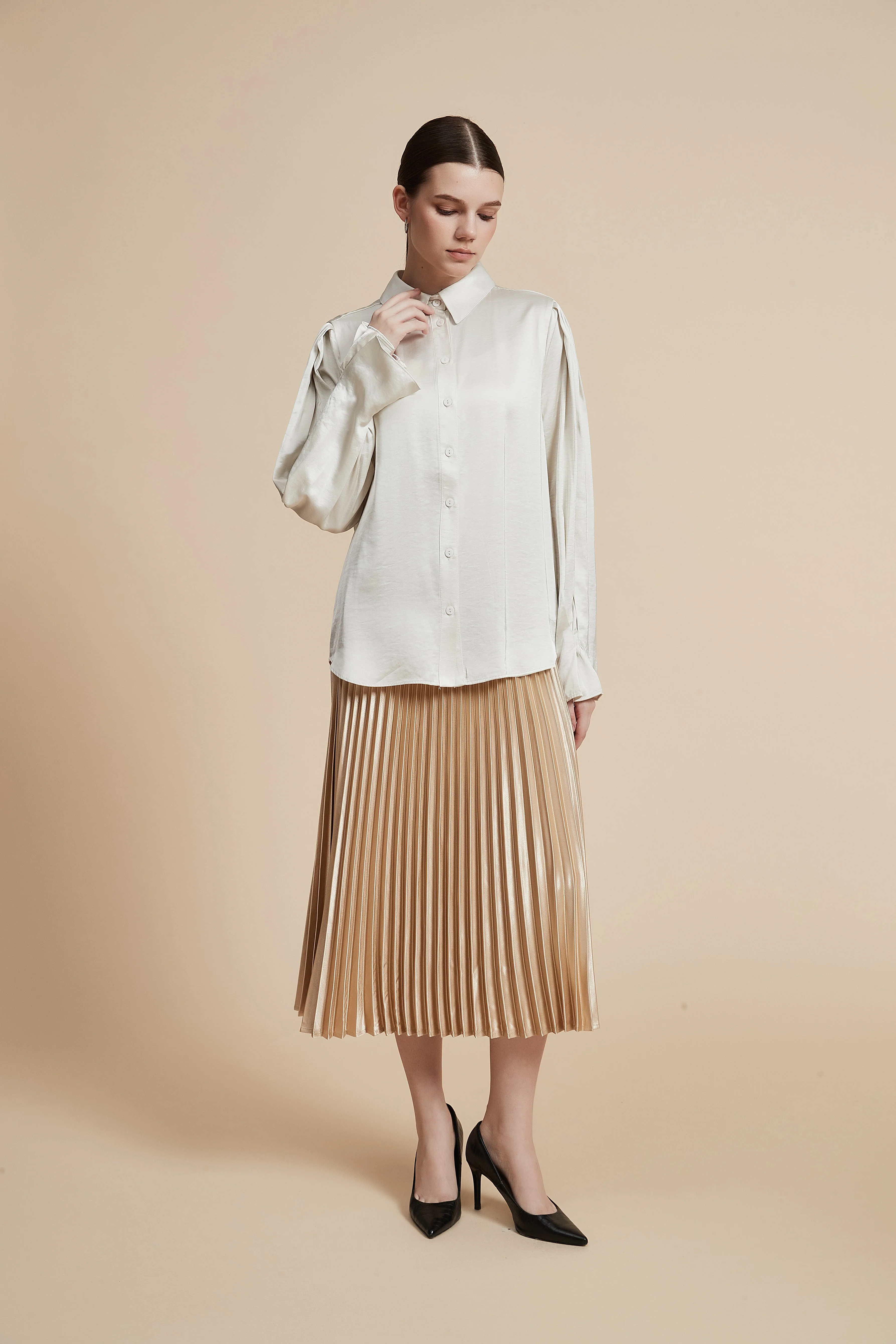 Plain Long-Sleeved Shirt-Style Blouse - Image 4