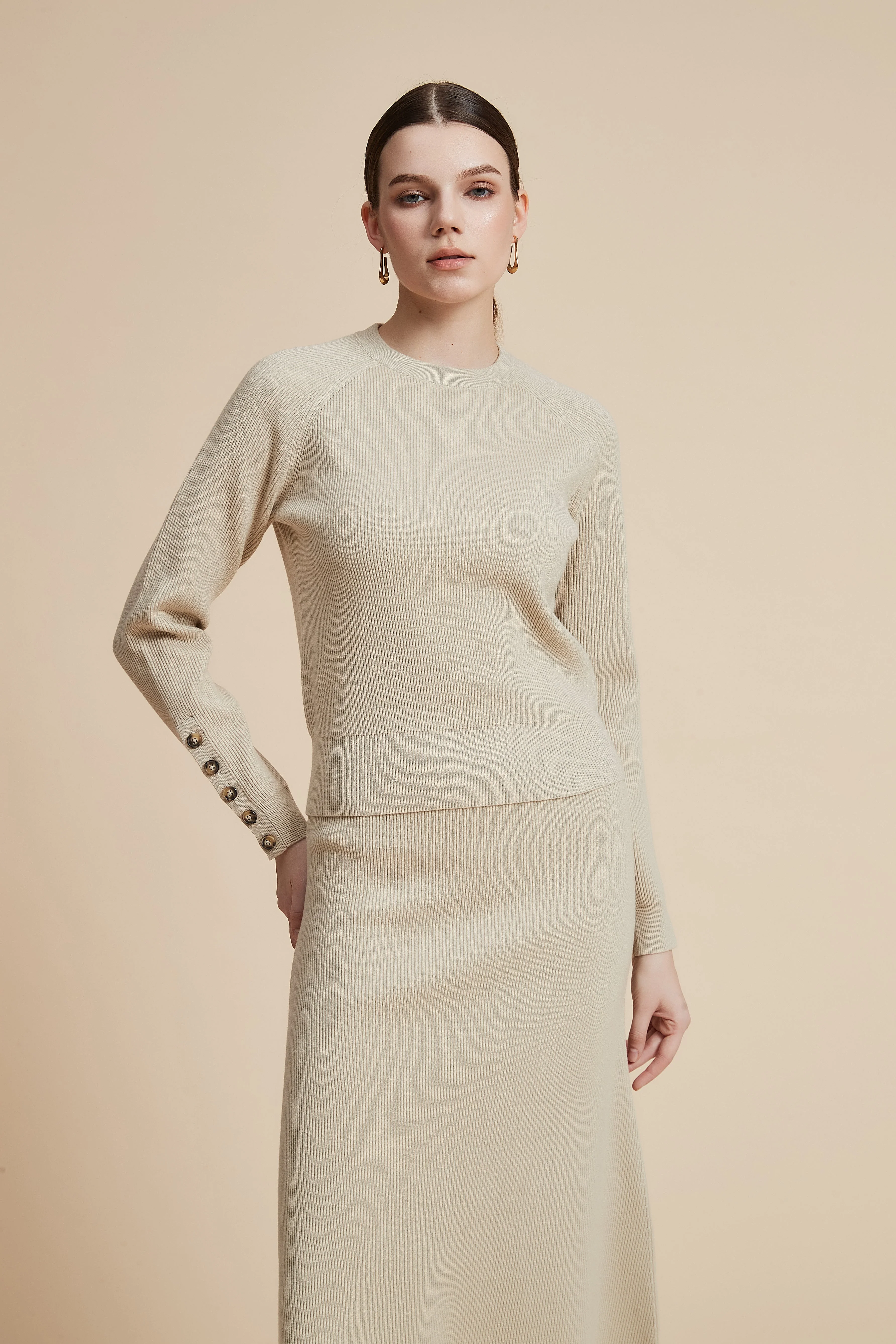 Solid Long Sleeve Cropped Sweater - Image 2