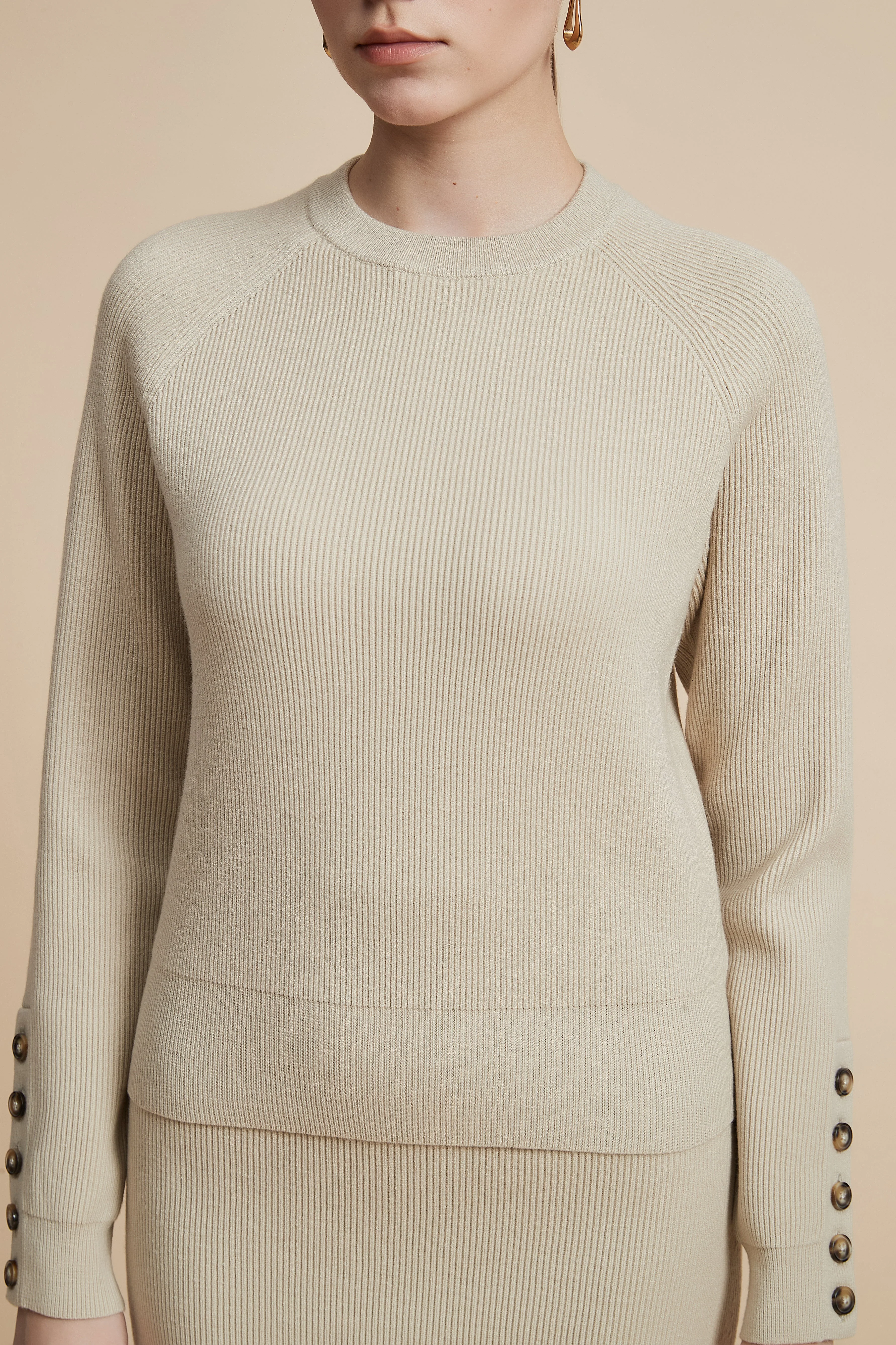 Solid Long Sleeve Cropped Sweater - Image 5