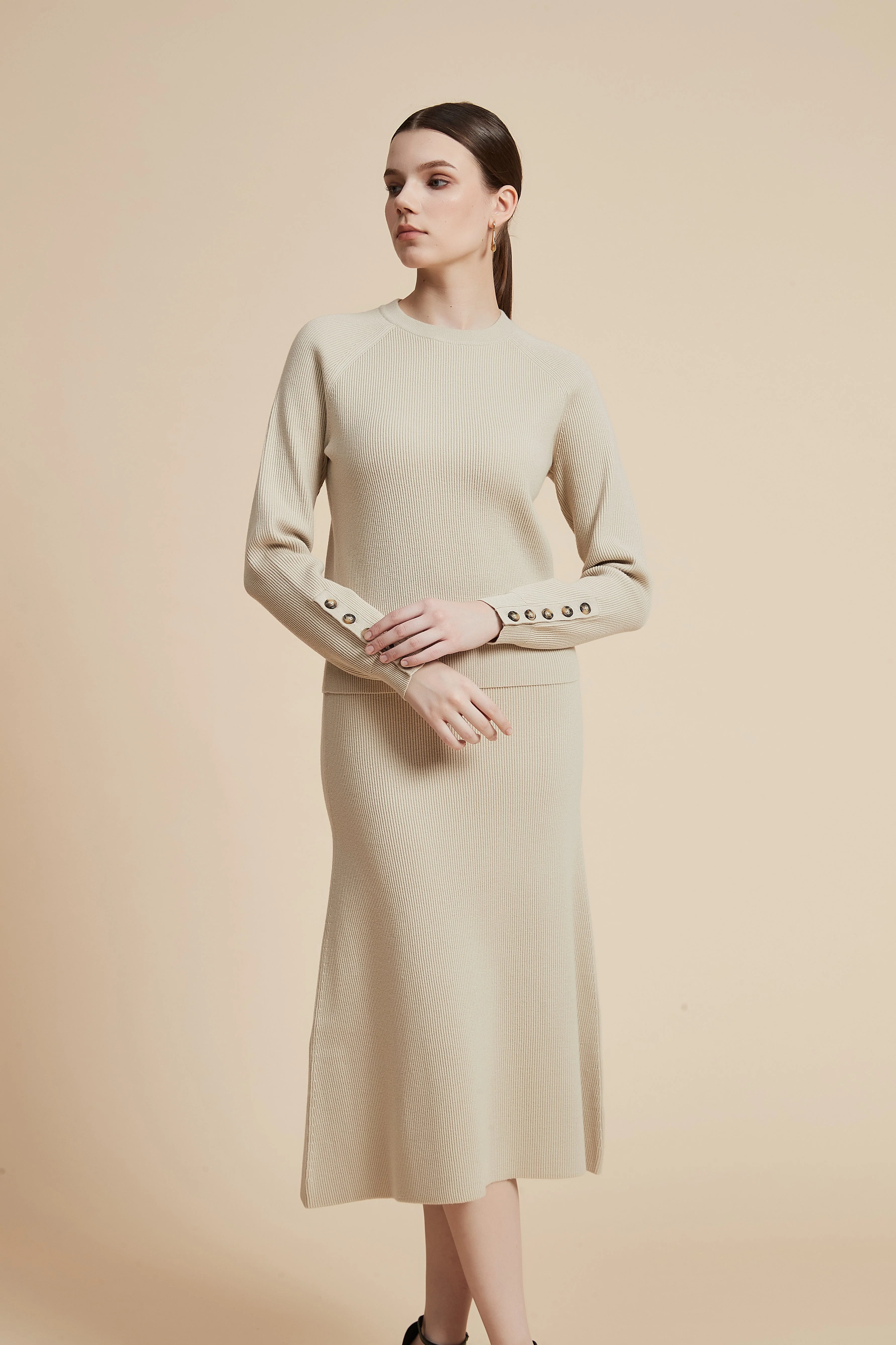 Solid Long Sleeve Cropped Sweater - Image 8