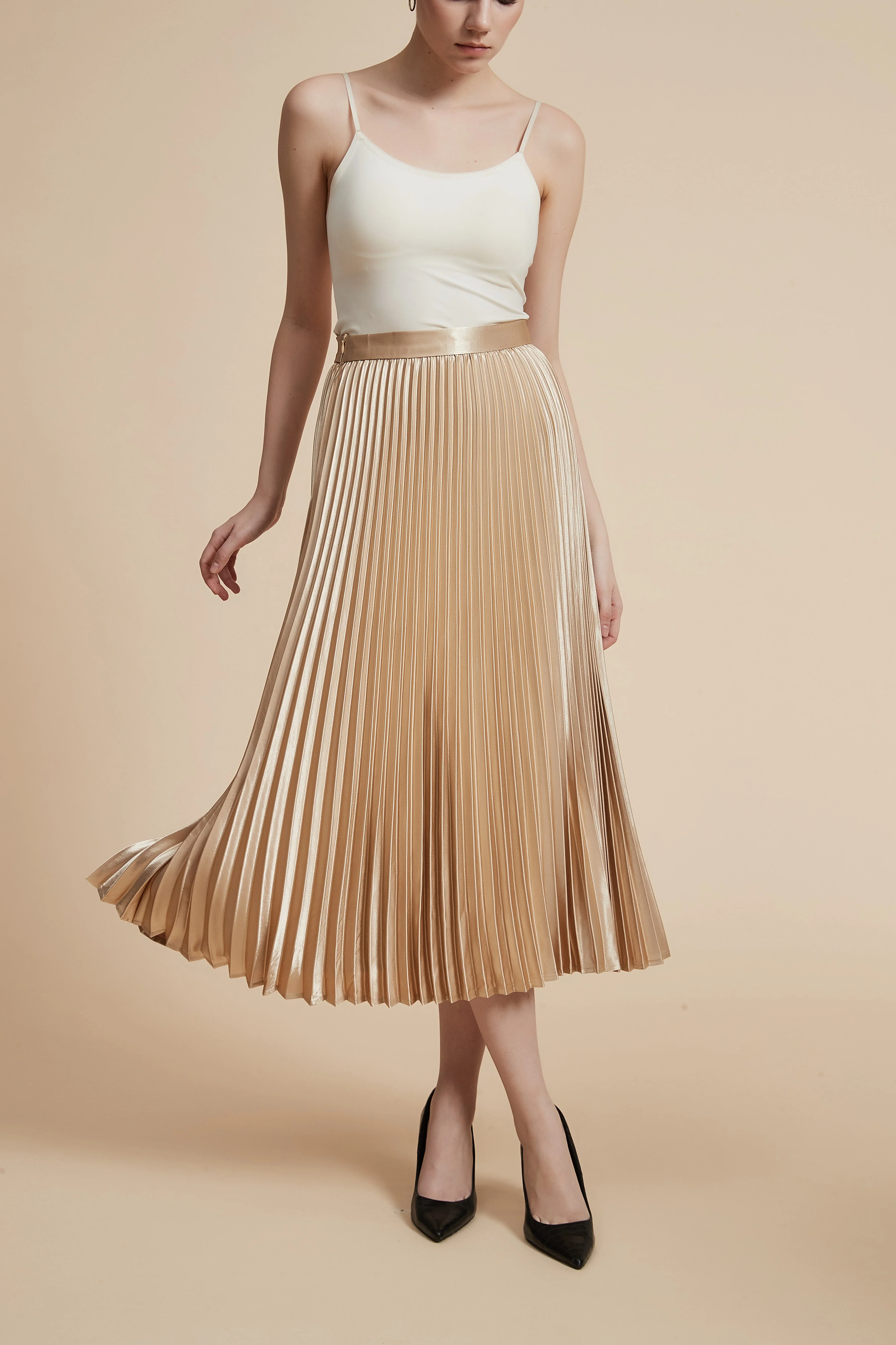 Solid Pleated Midi Skirt - Image 2