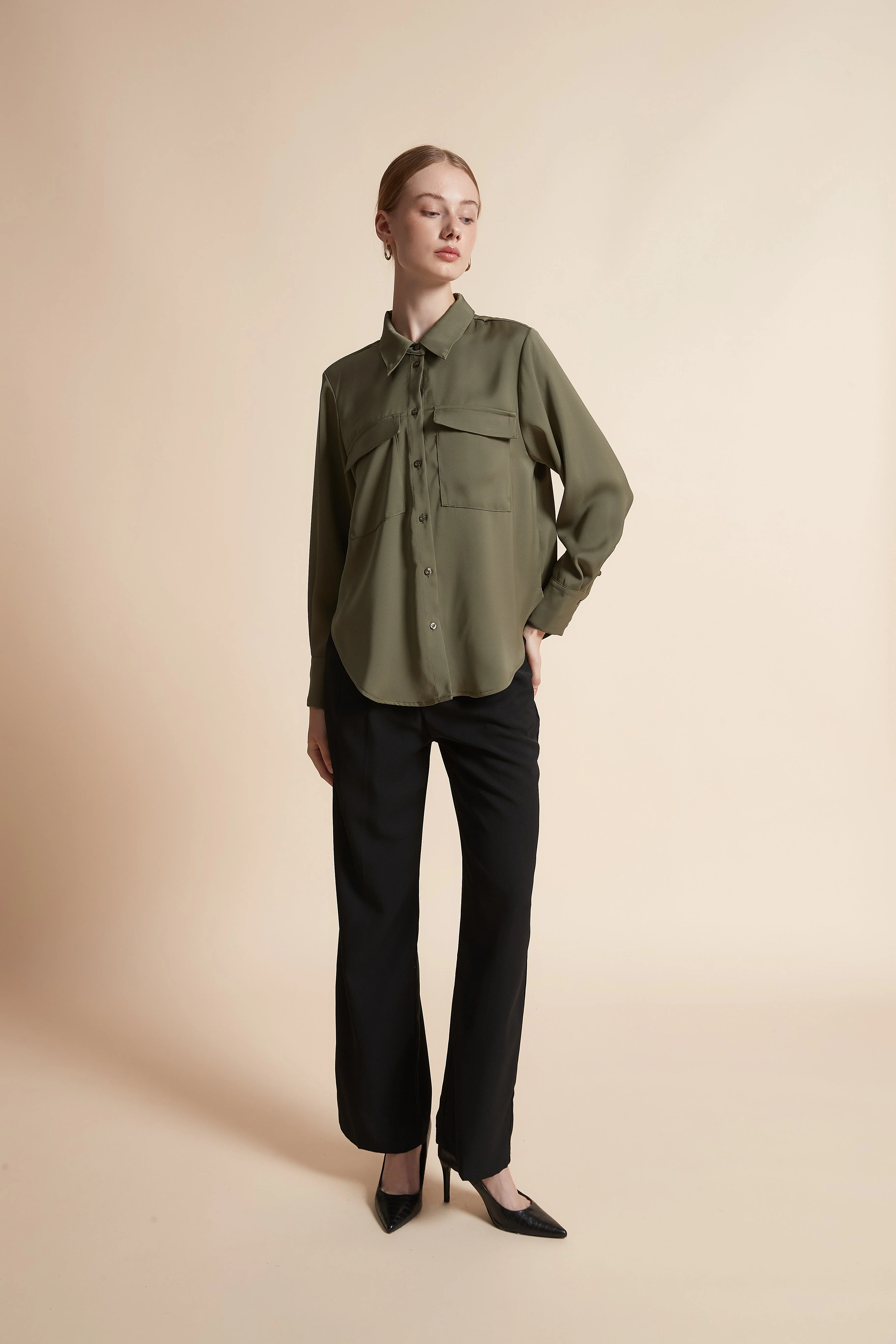 Long-Sleeved Blouse With Chest Pockets - Image 3