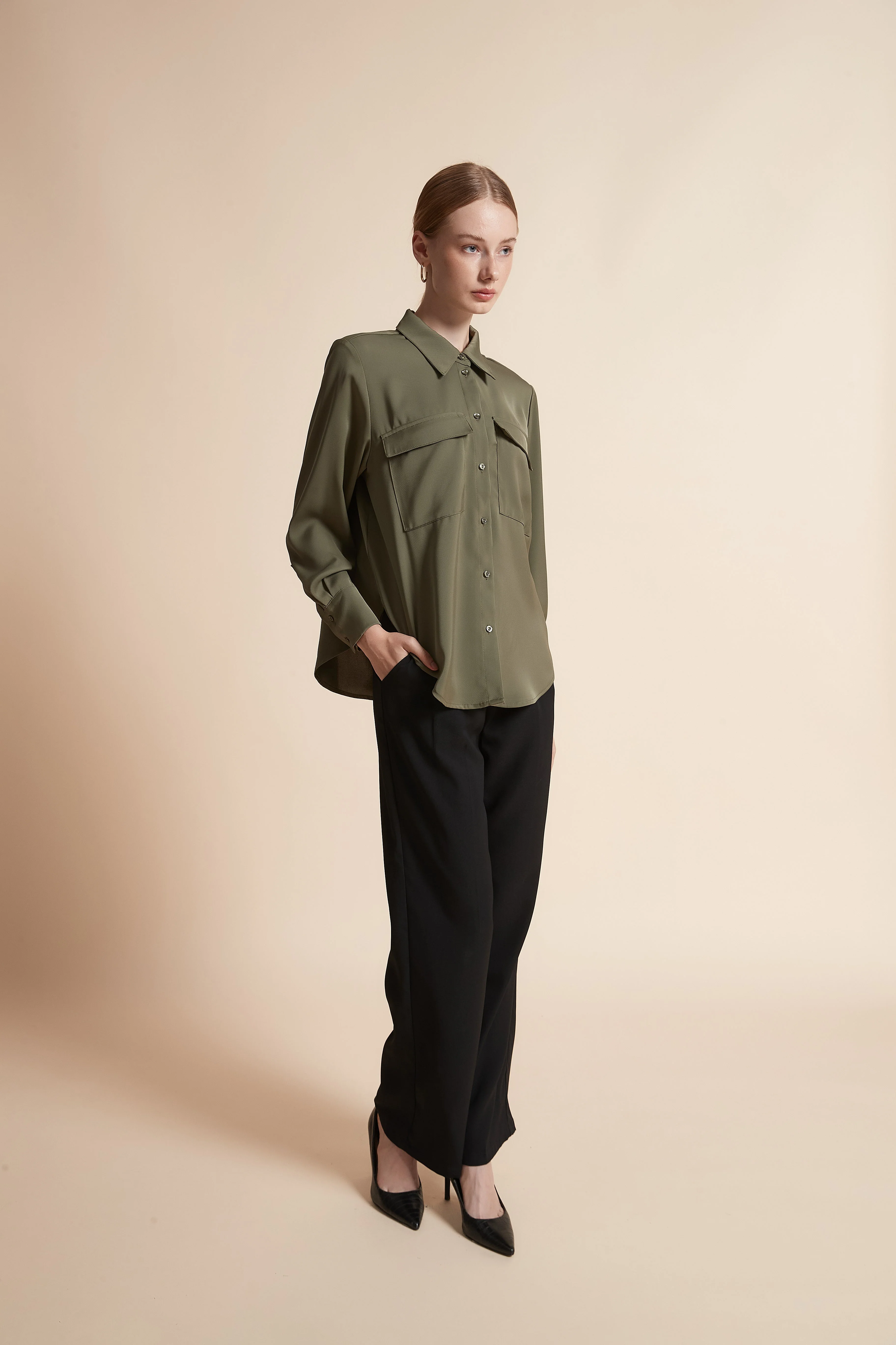 Long-Sleeved Blouse With Chest Pockets - Image 4