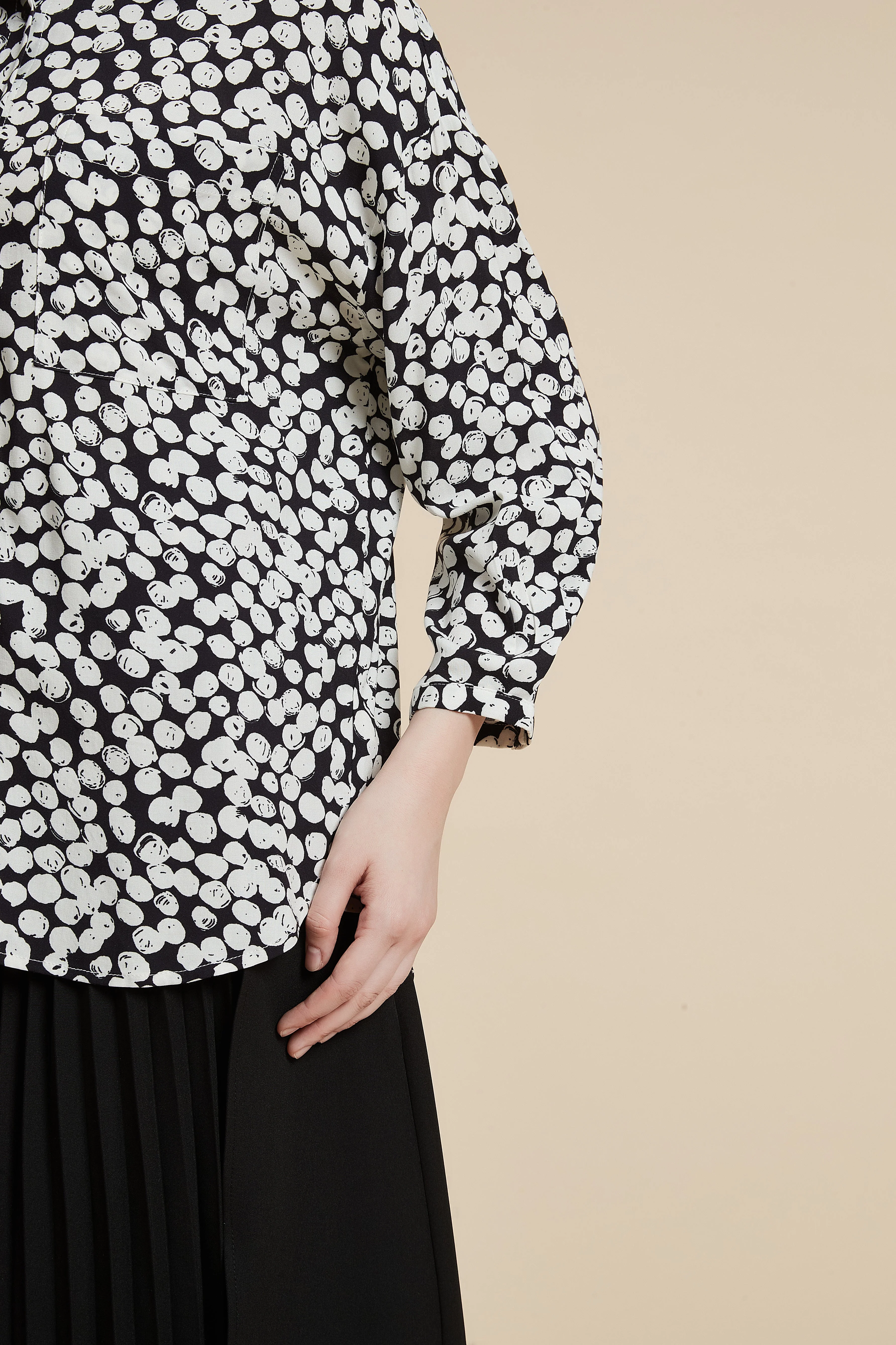 Polyester Long-Sleeved Blouse With A Shirt Collar - Image 6