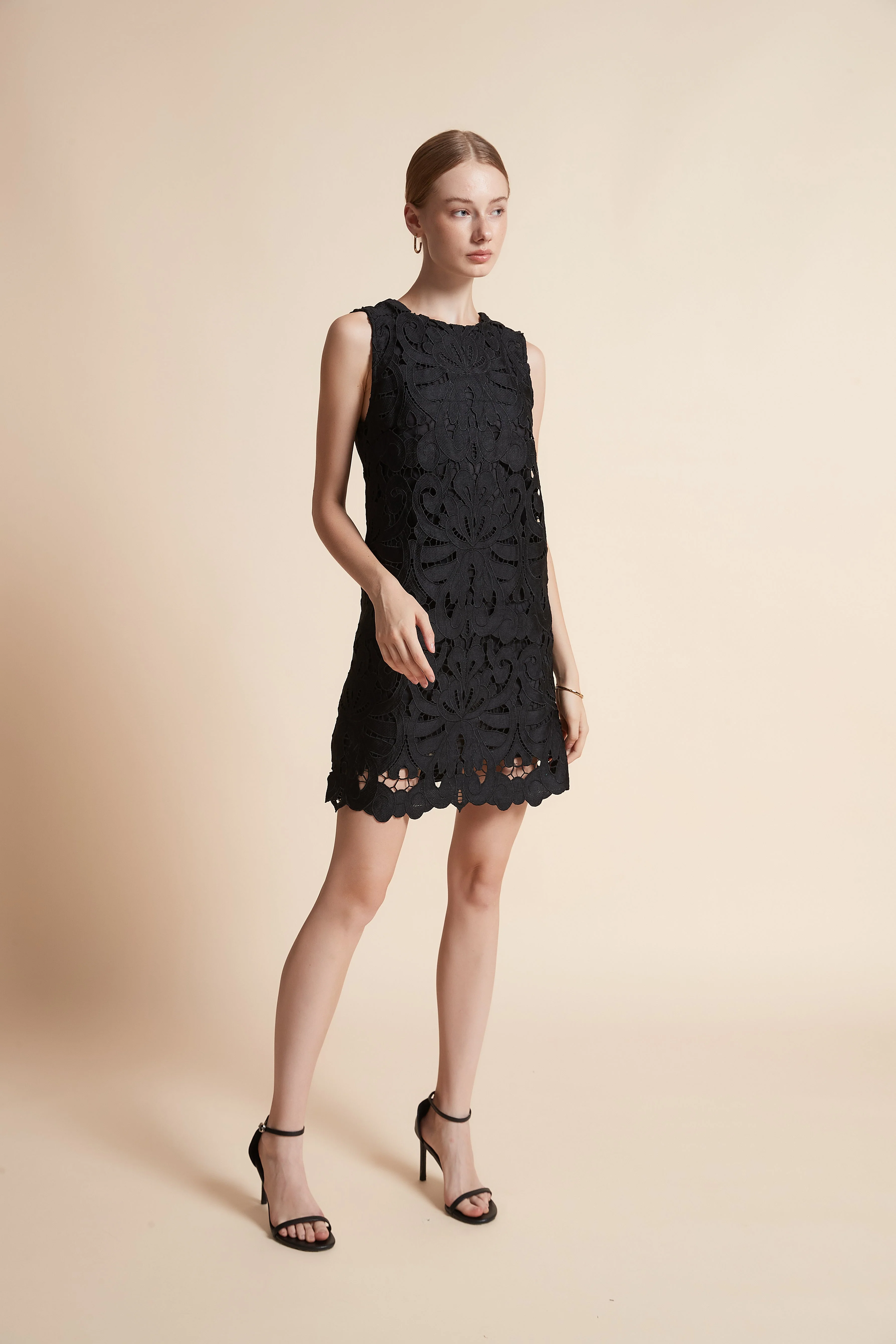 Short Sleeveless Dress - Image 2
