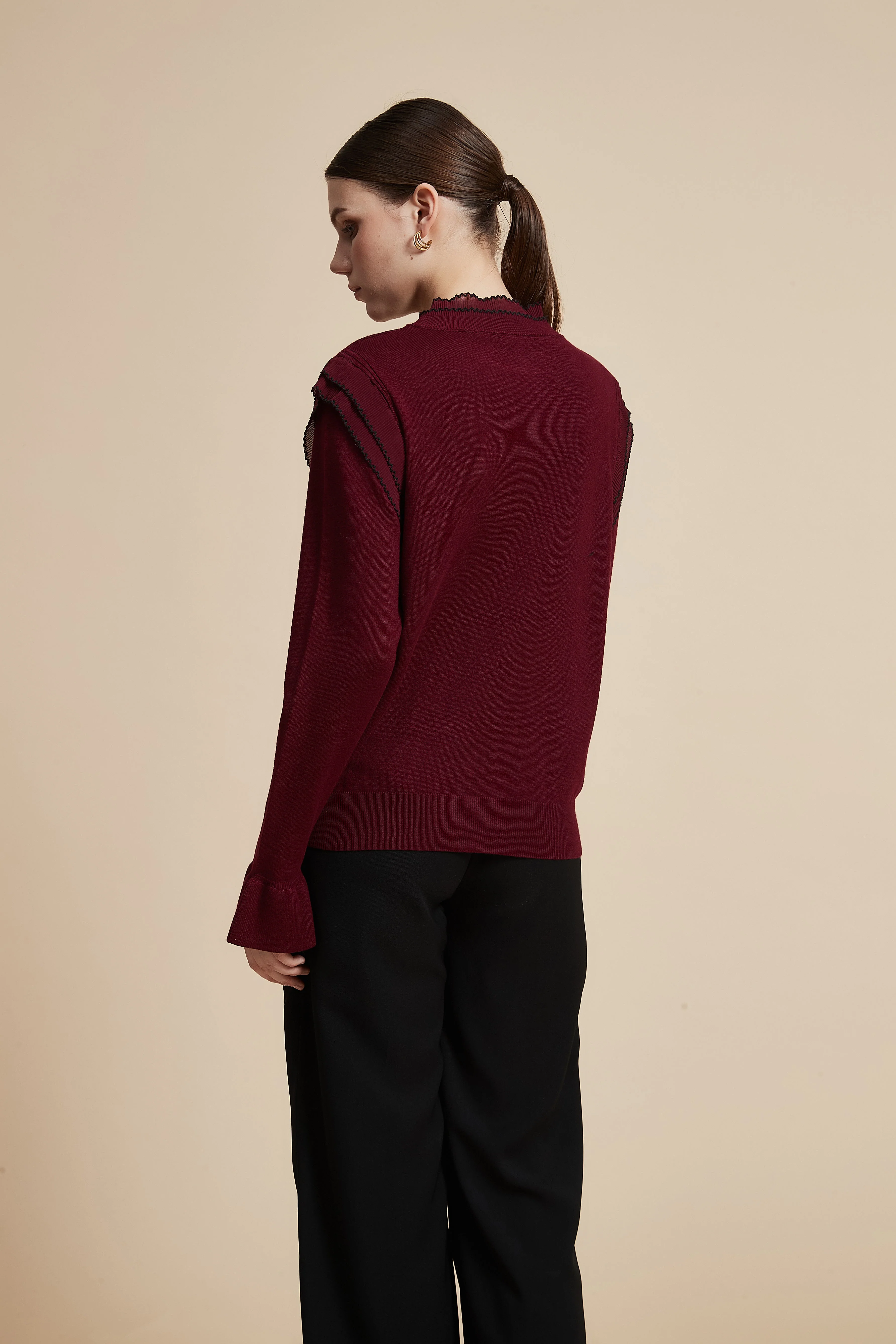 Solid Long Sleeve Cropped Sweater - Image 5