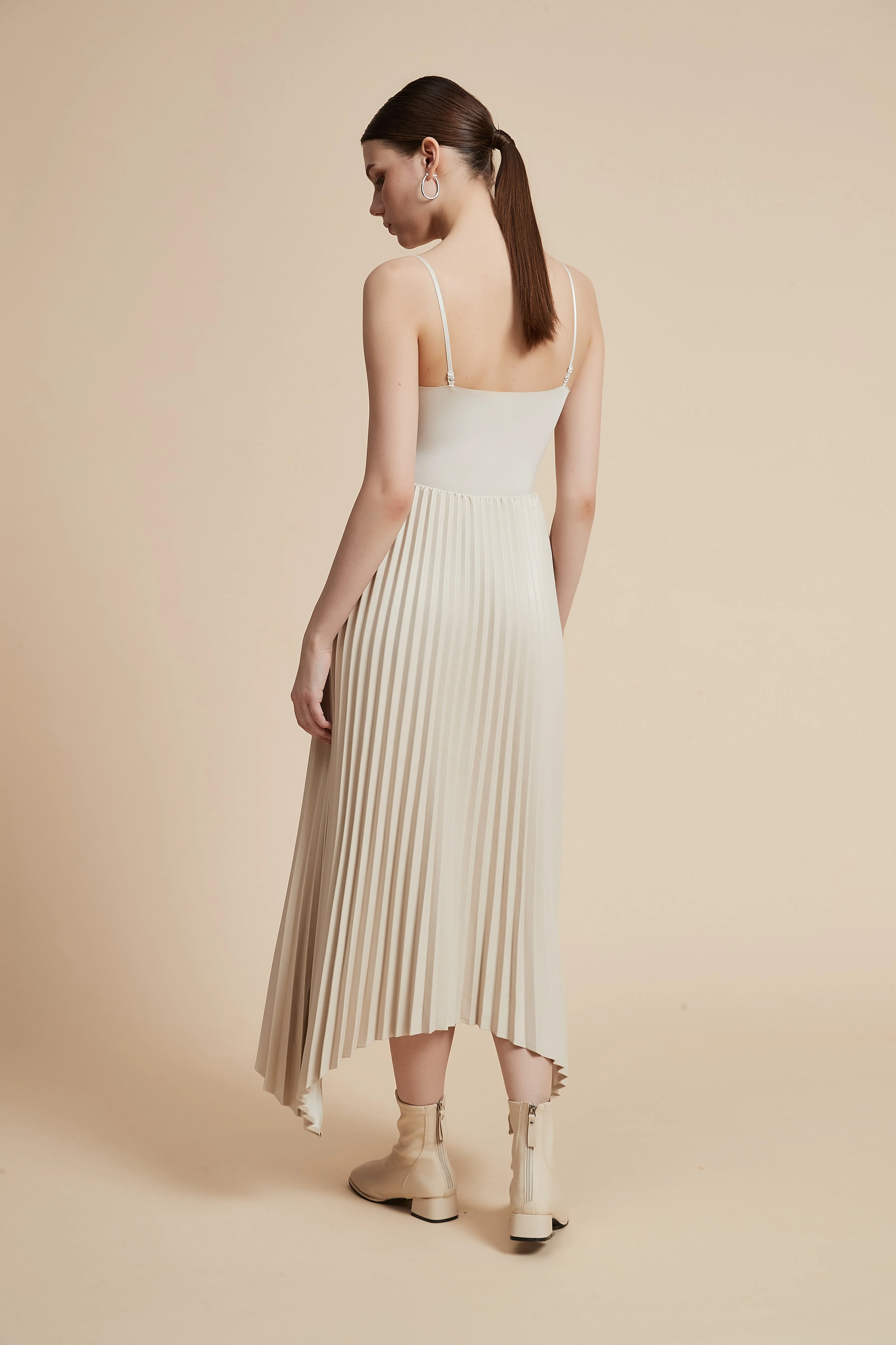 Plain Pleated Midi Skirt - Image 6