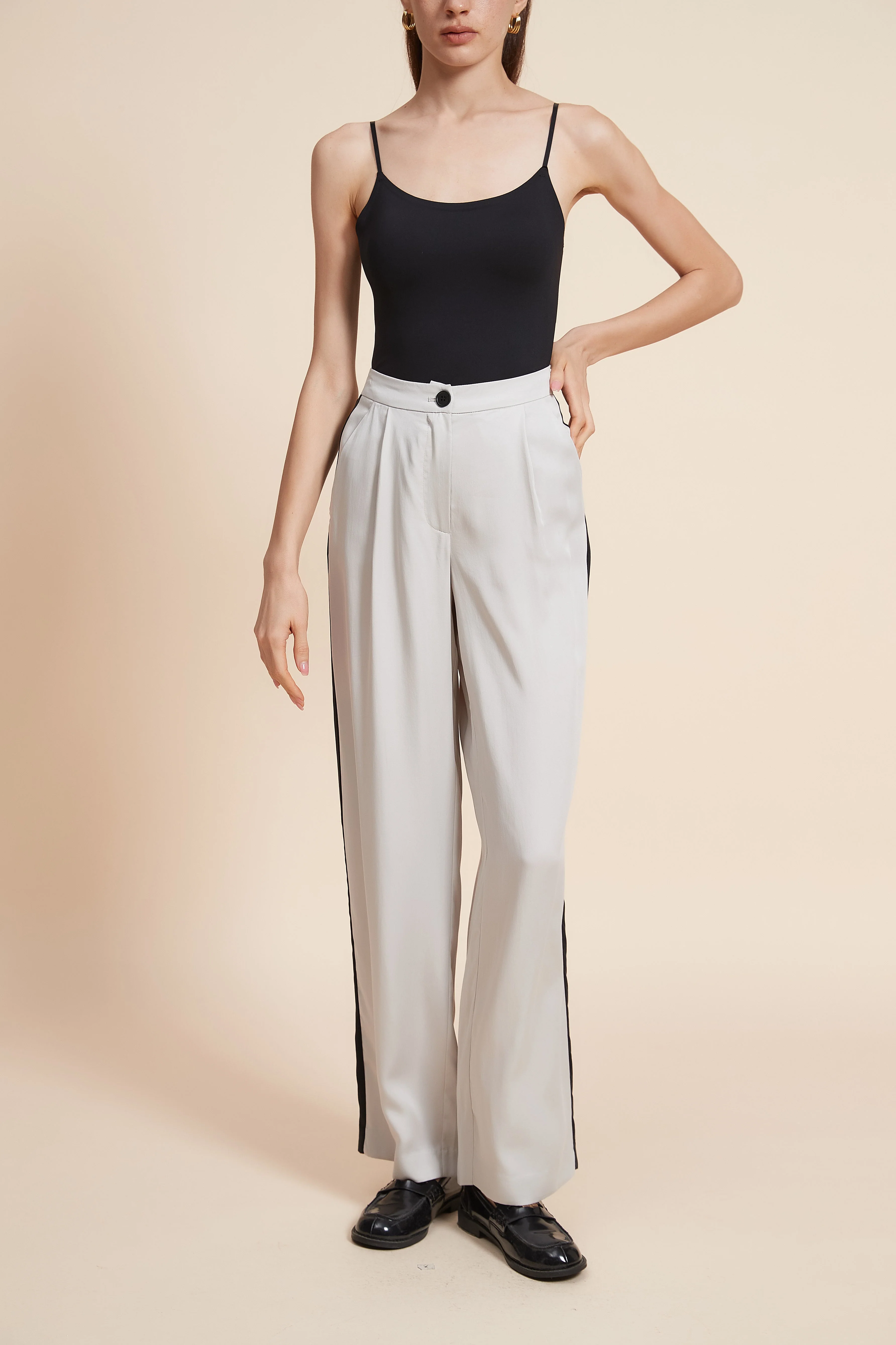Plain Long-Sleeved Trousers With A Side Stripe - Image 6