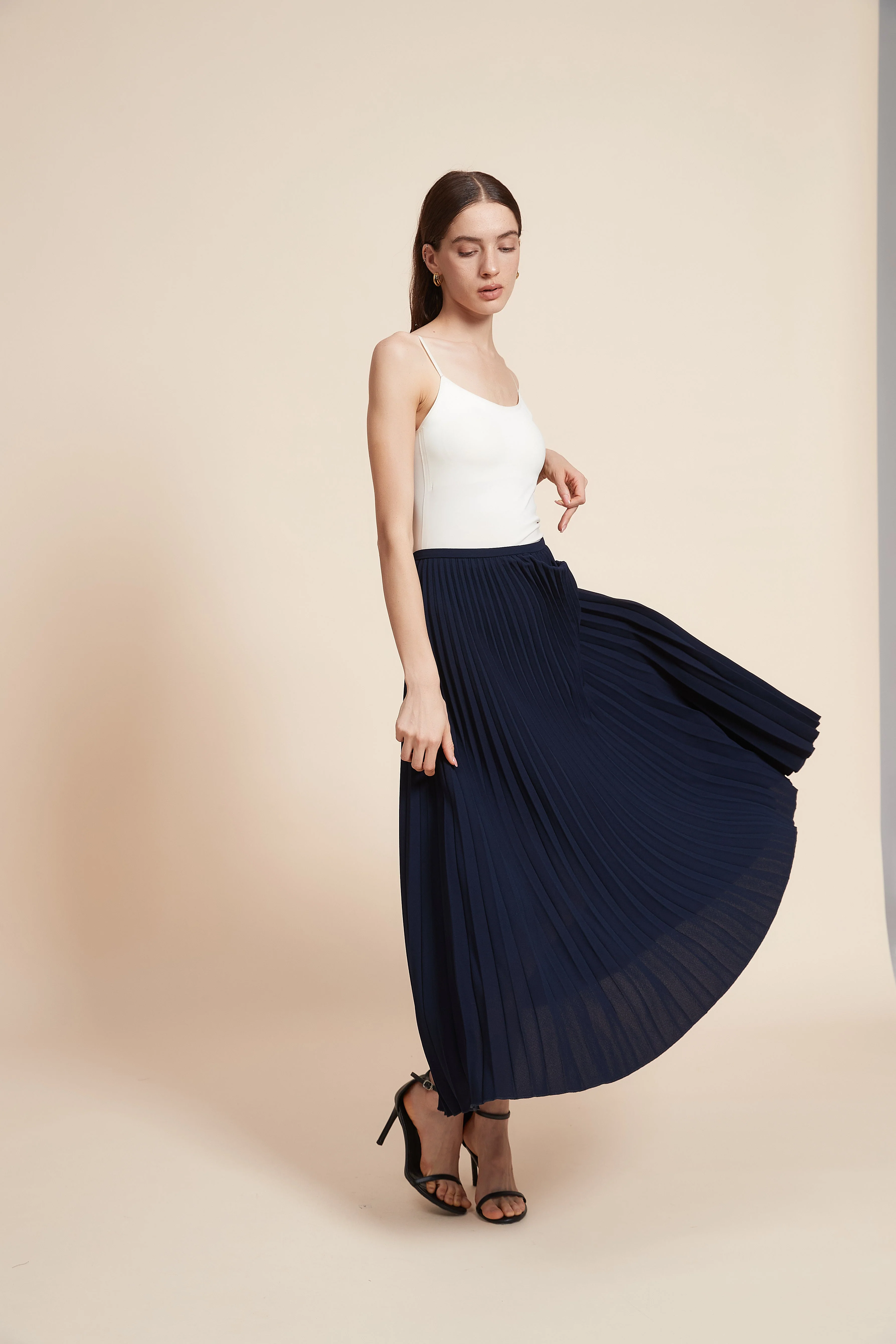 Plain Pleated Midi Skirt - Image 2