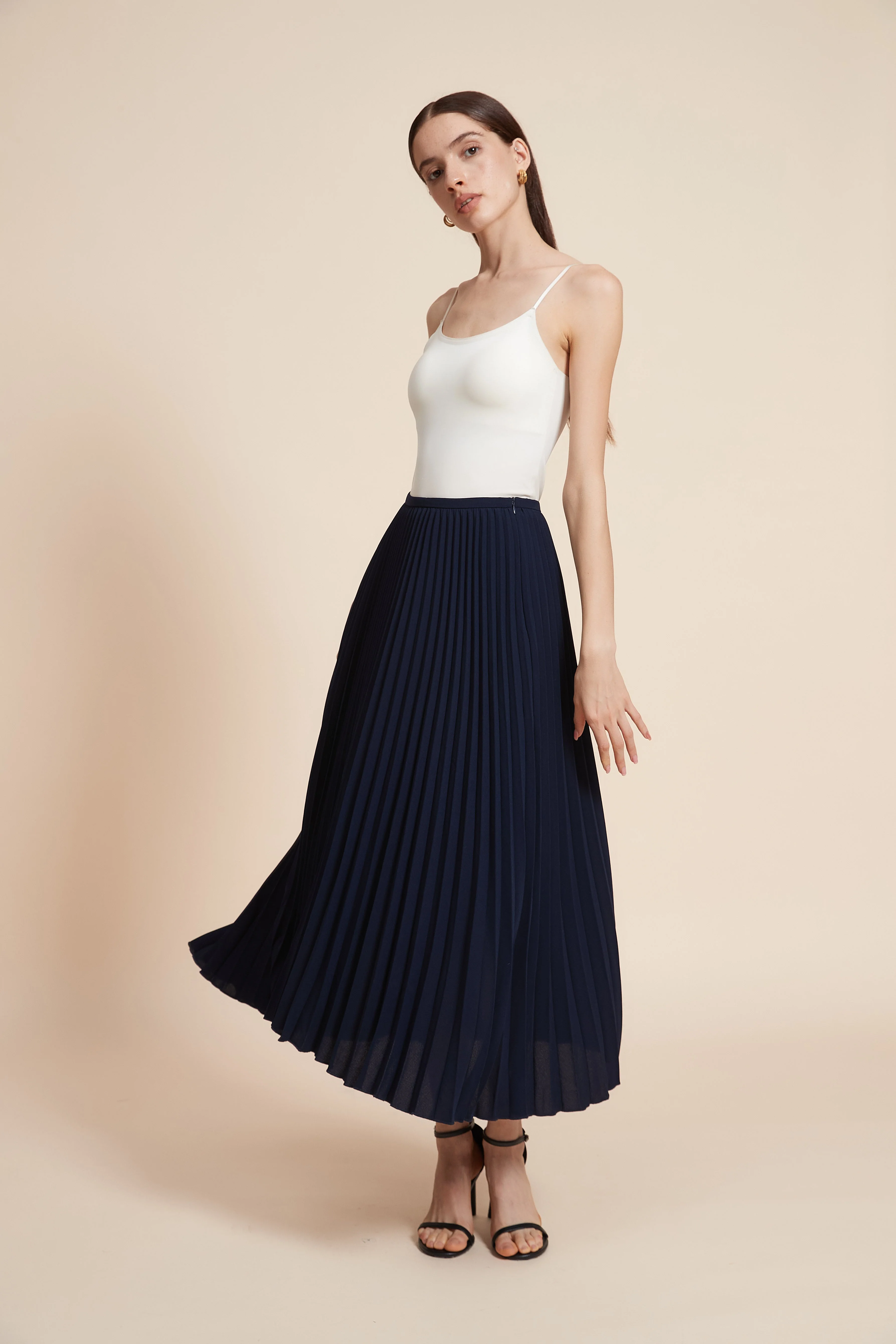Plain Pleated Midi Skirt - Image 3