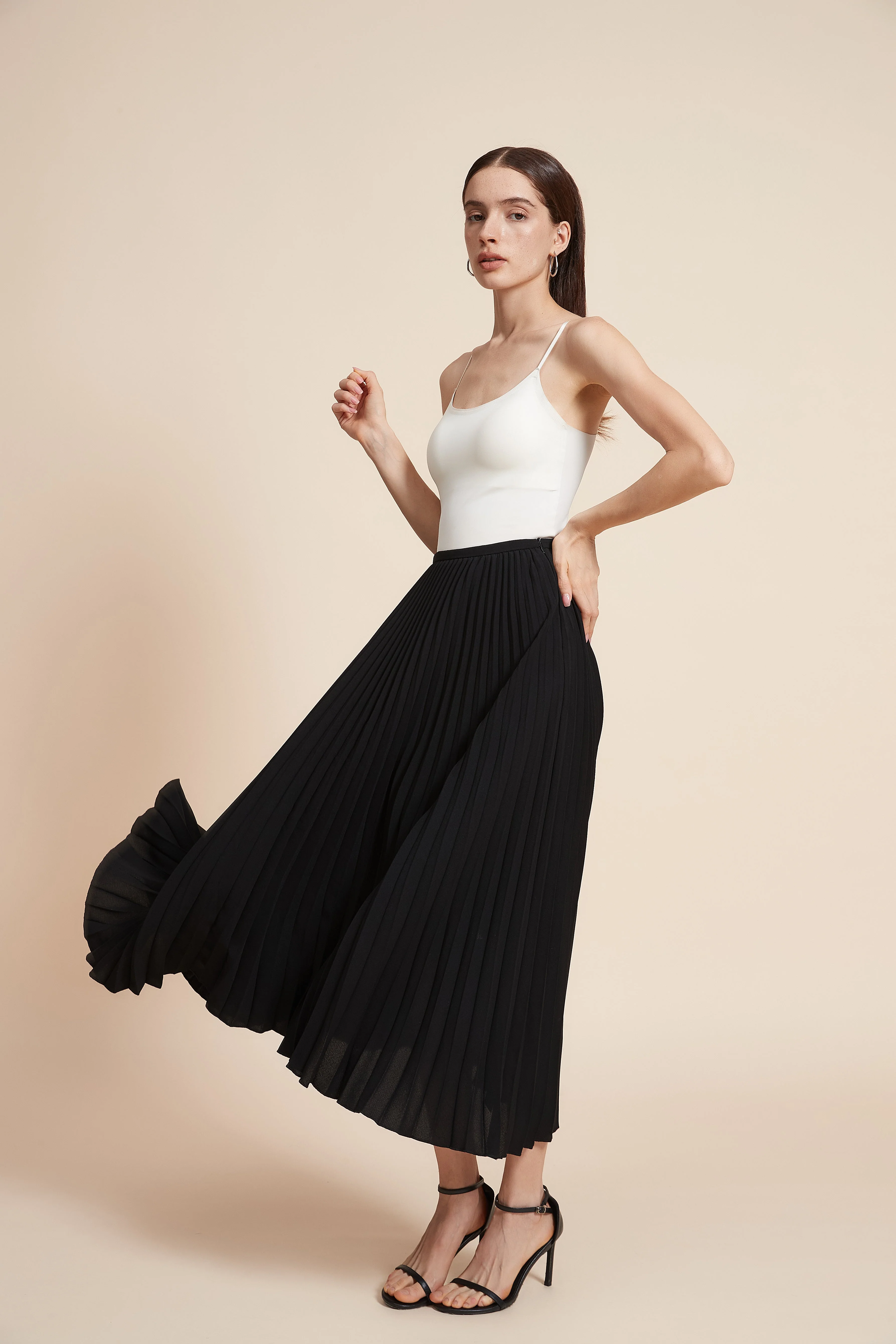 Plain Pleated Midi Skirt - Image 7
