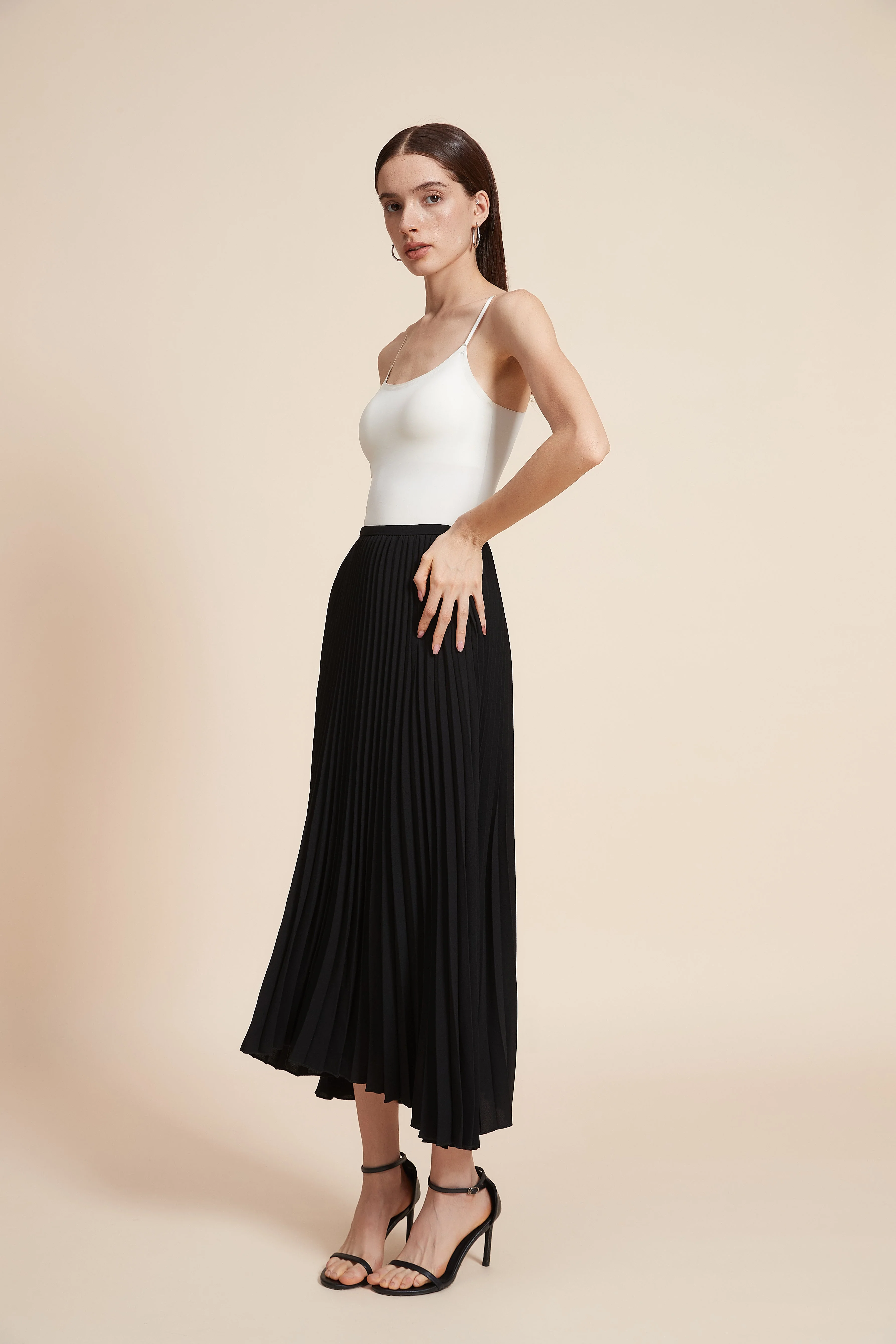 Plain Pleated Midi Skirt - Image 9
