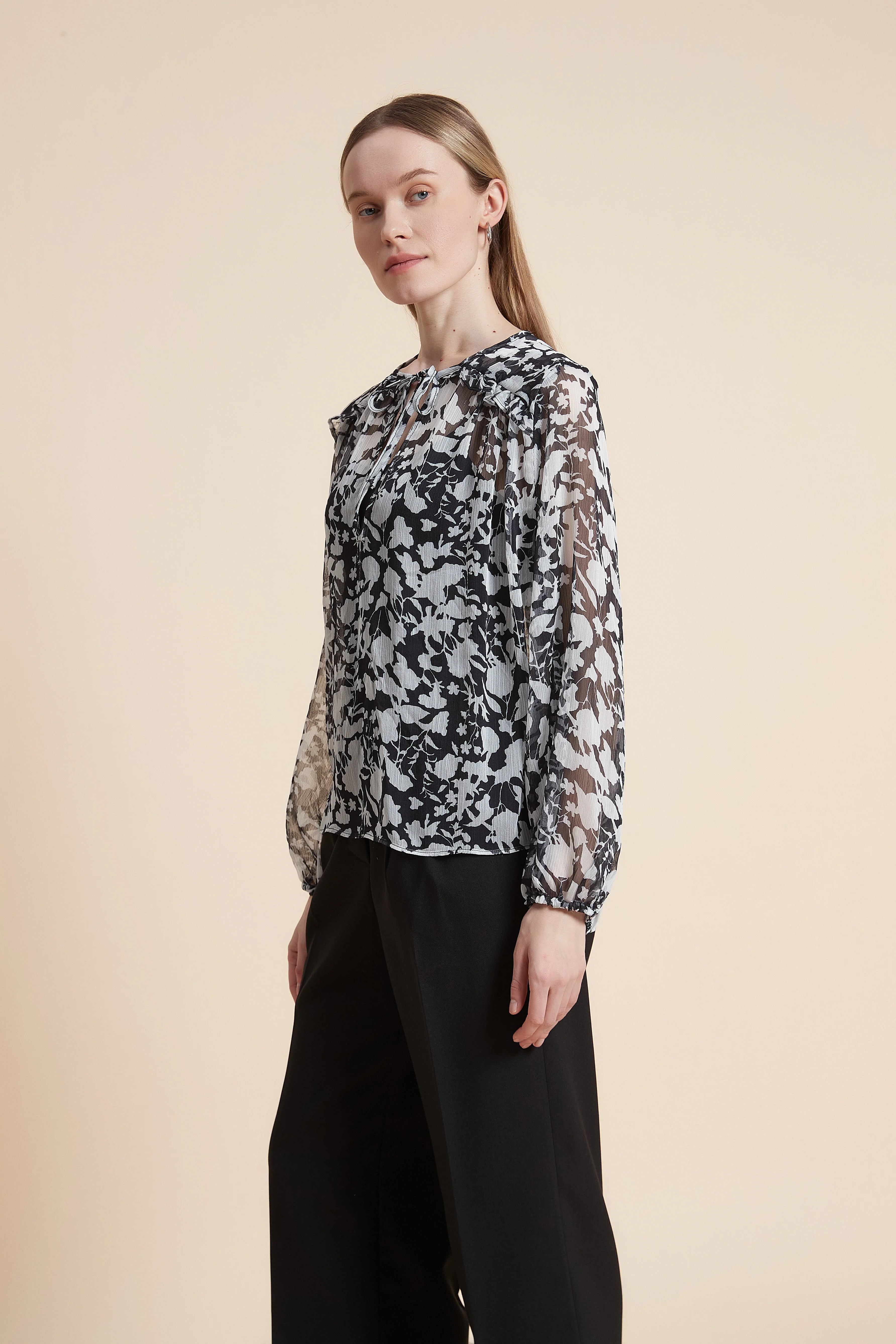 Waist-Length Patterned Long-Sleeved Blouse - Image 5