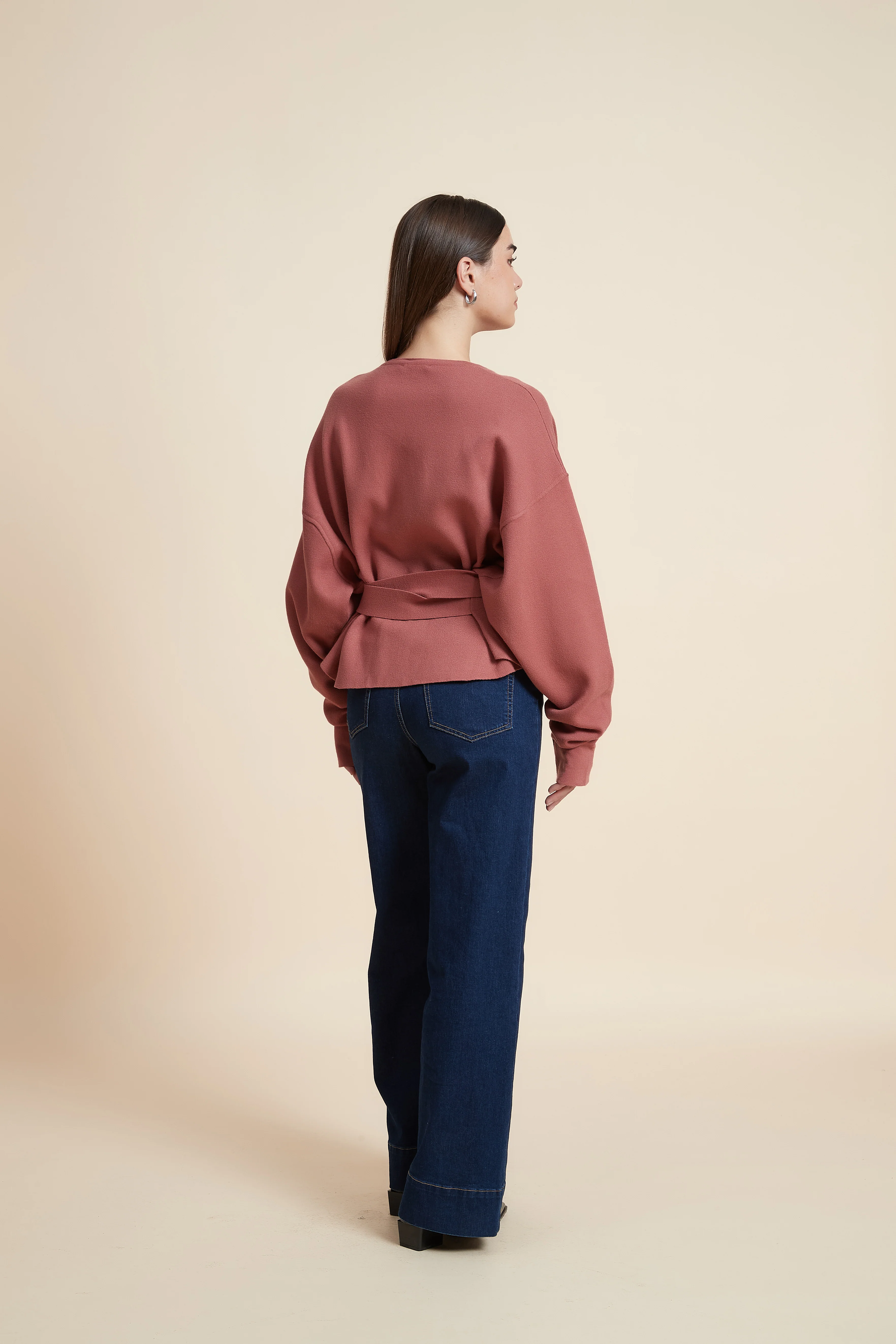 Plain Long-Sleeved Wide-Leg Sweatshirt - Image 6