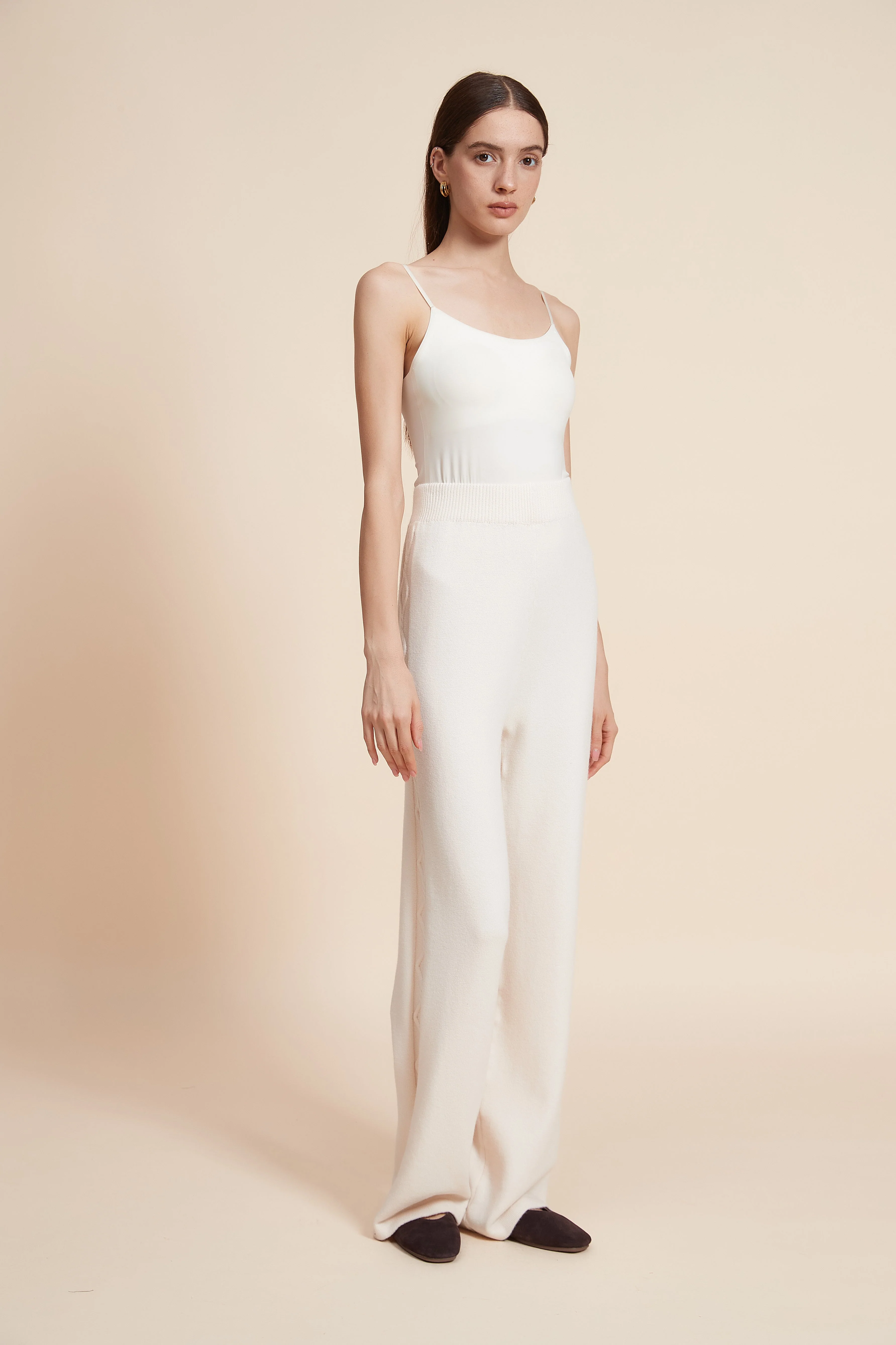 Plain Wide-Leg Long Pants - Image 2