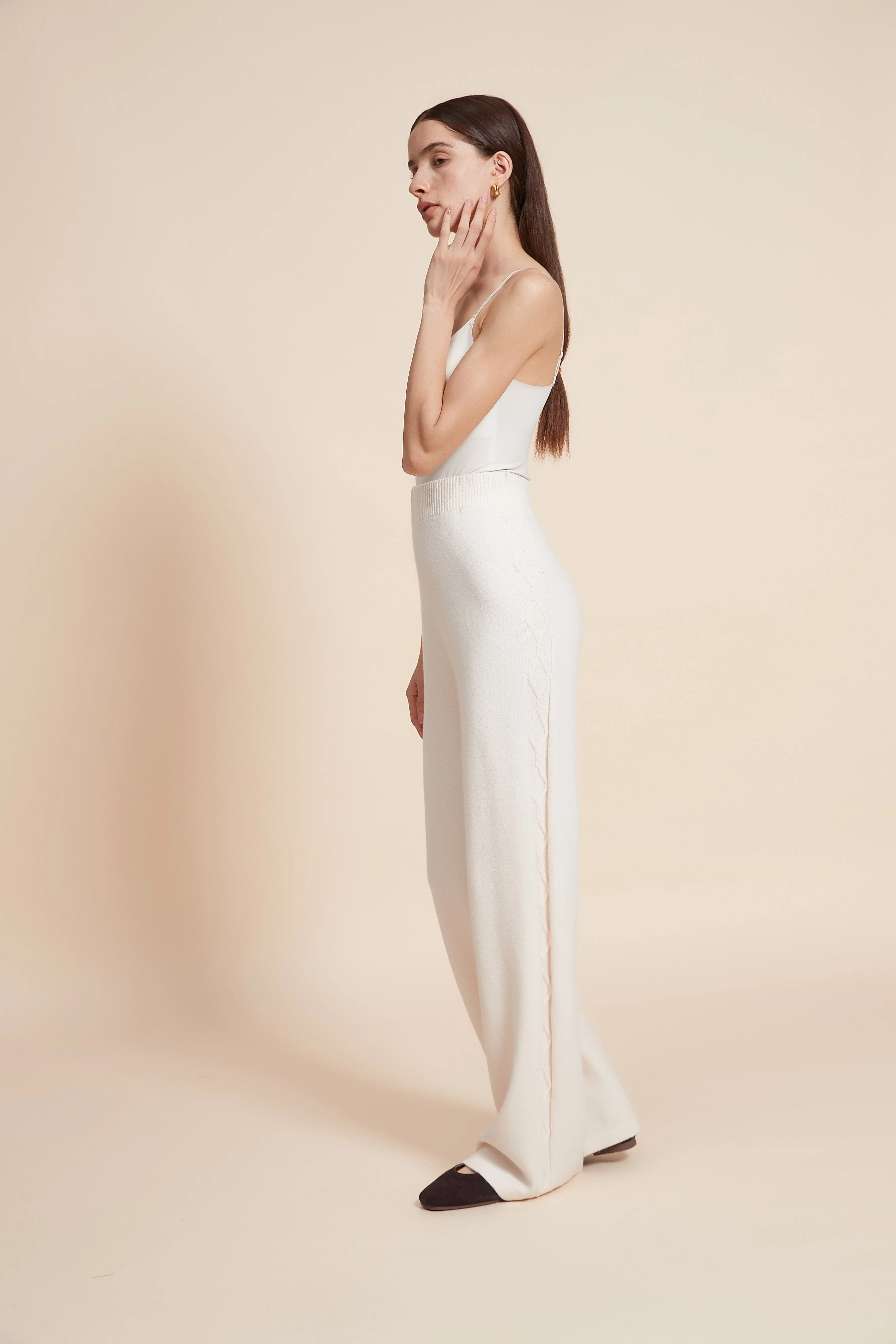 Plain Wide-Leg Long Pants - Image 3