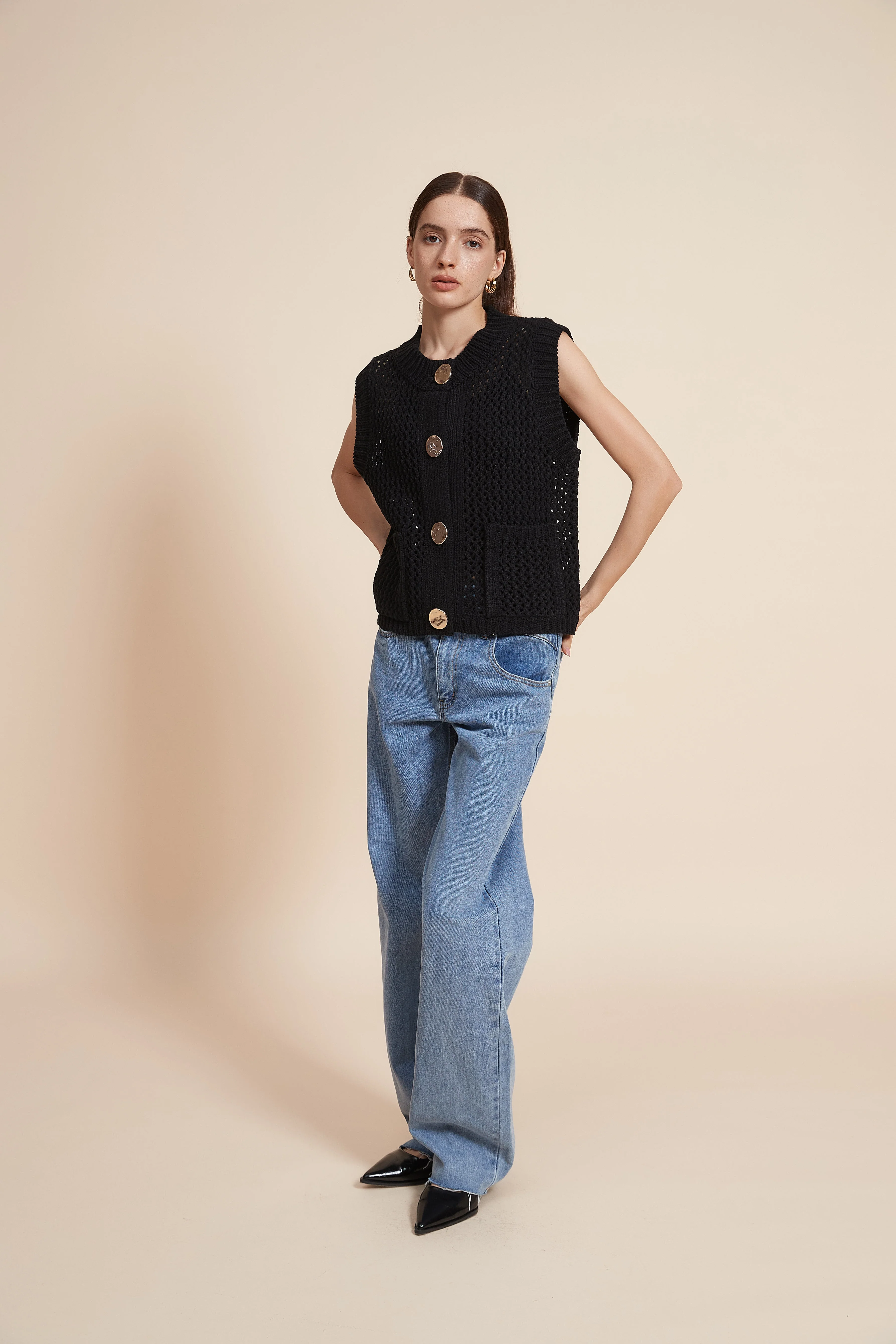 Plain Knitted Sleeveless Sweater - Image 6