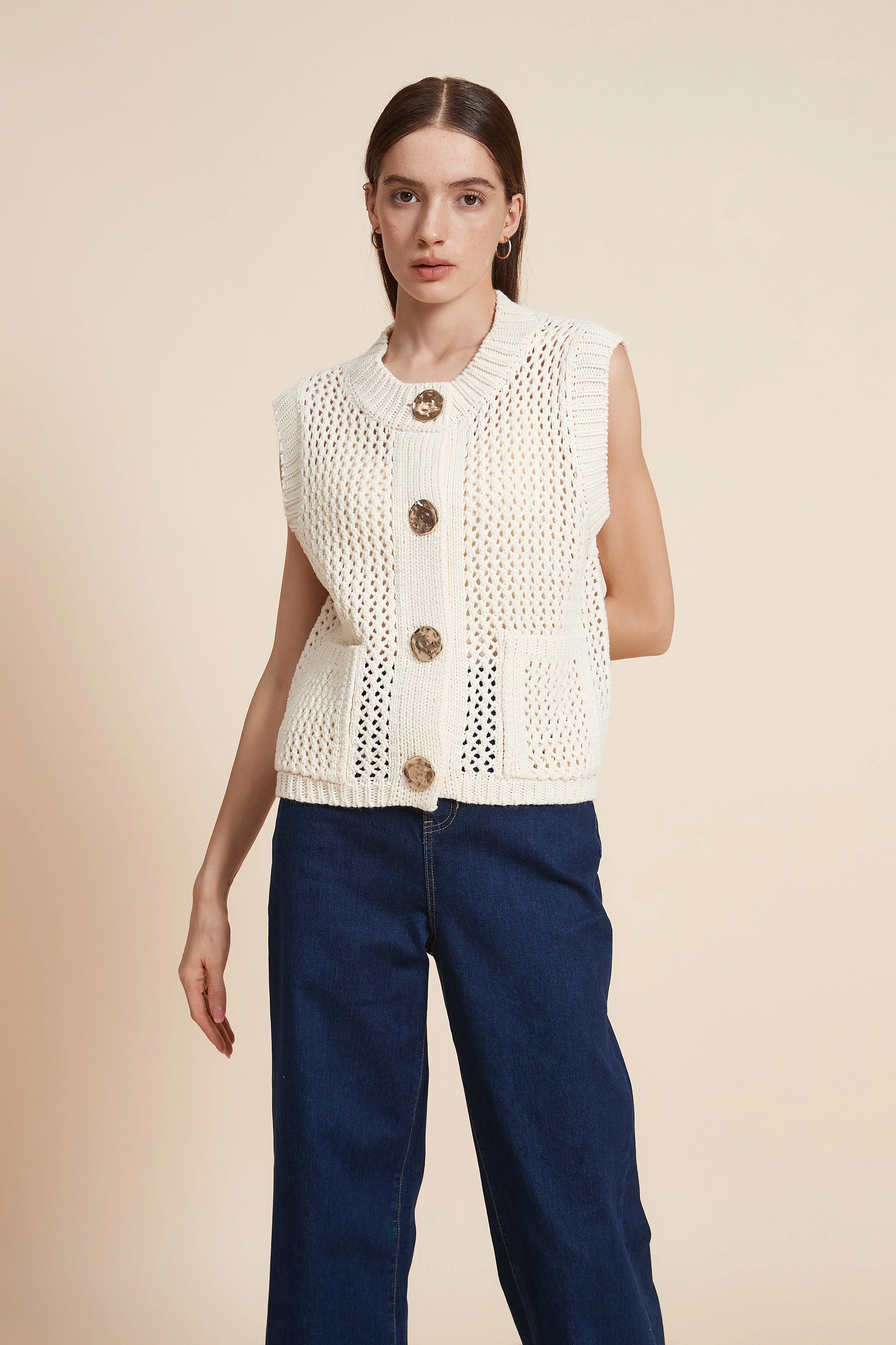 Sleeveless Crochet Sweater With Front Buttons - Image 4