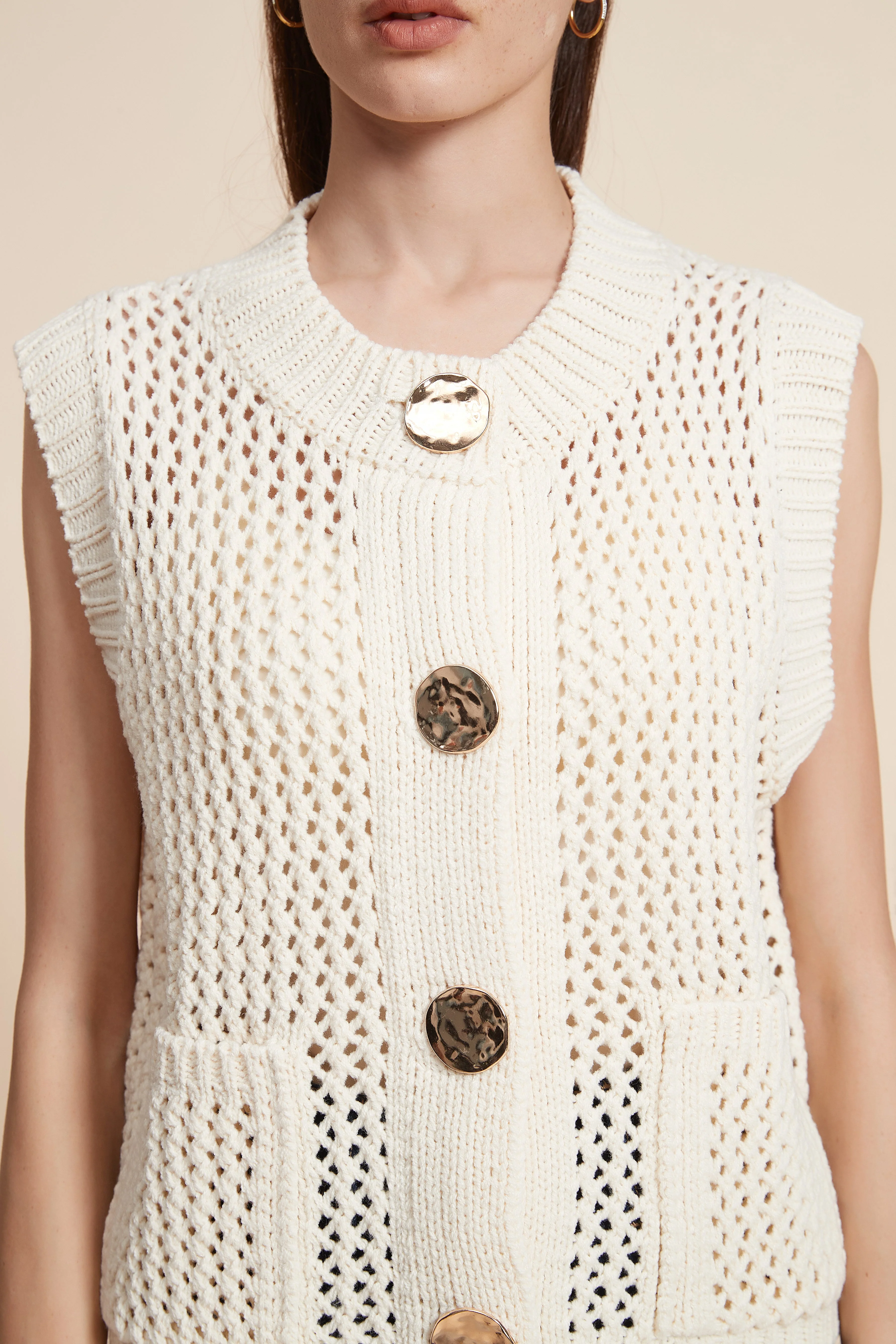 Sleeveless Crochet Sweater With Front Buttons - Image 7