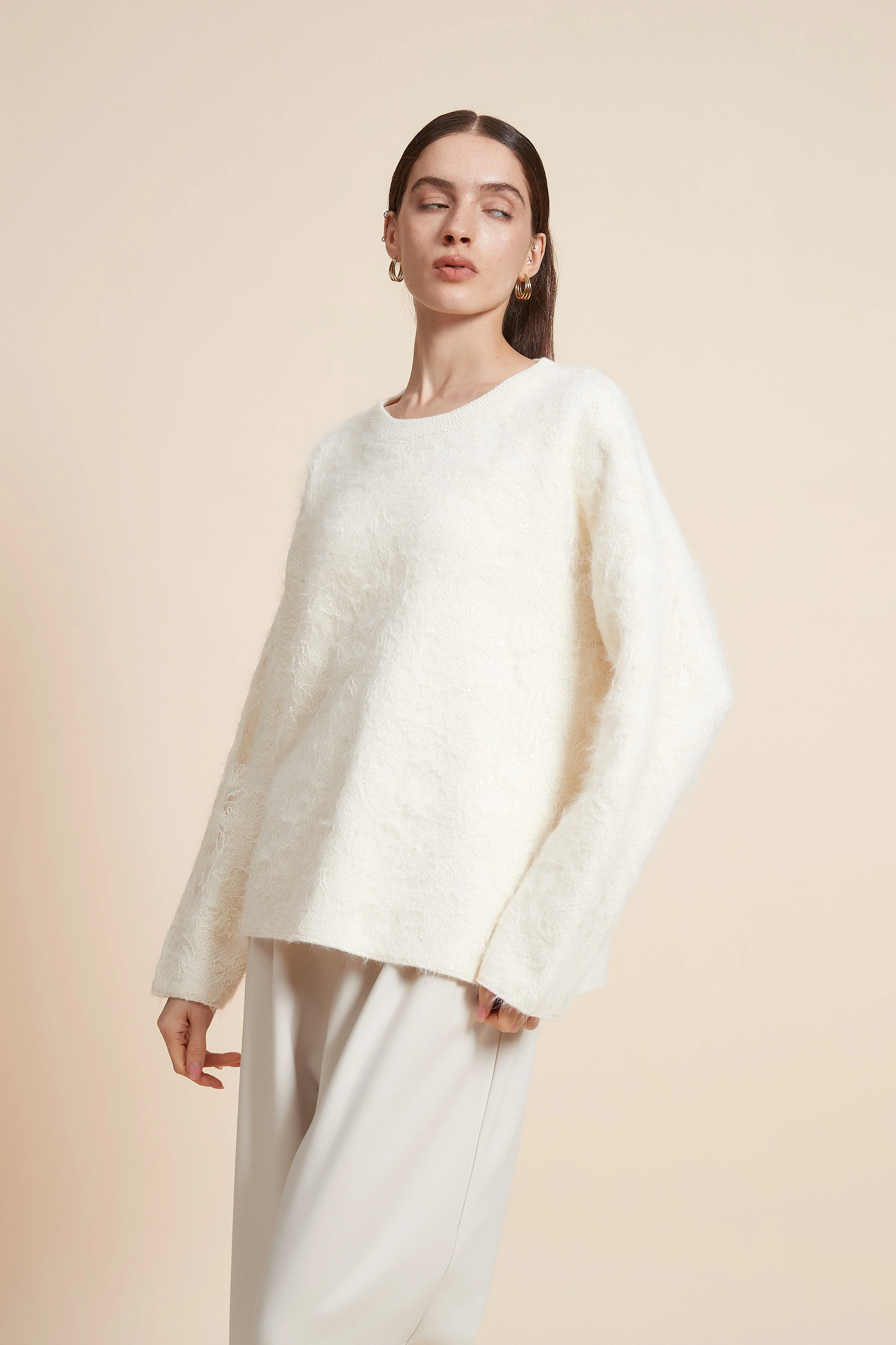 Plain Fur Sweater with Long Sleeves - Image 2