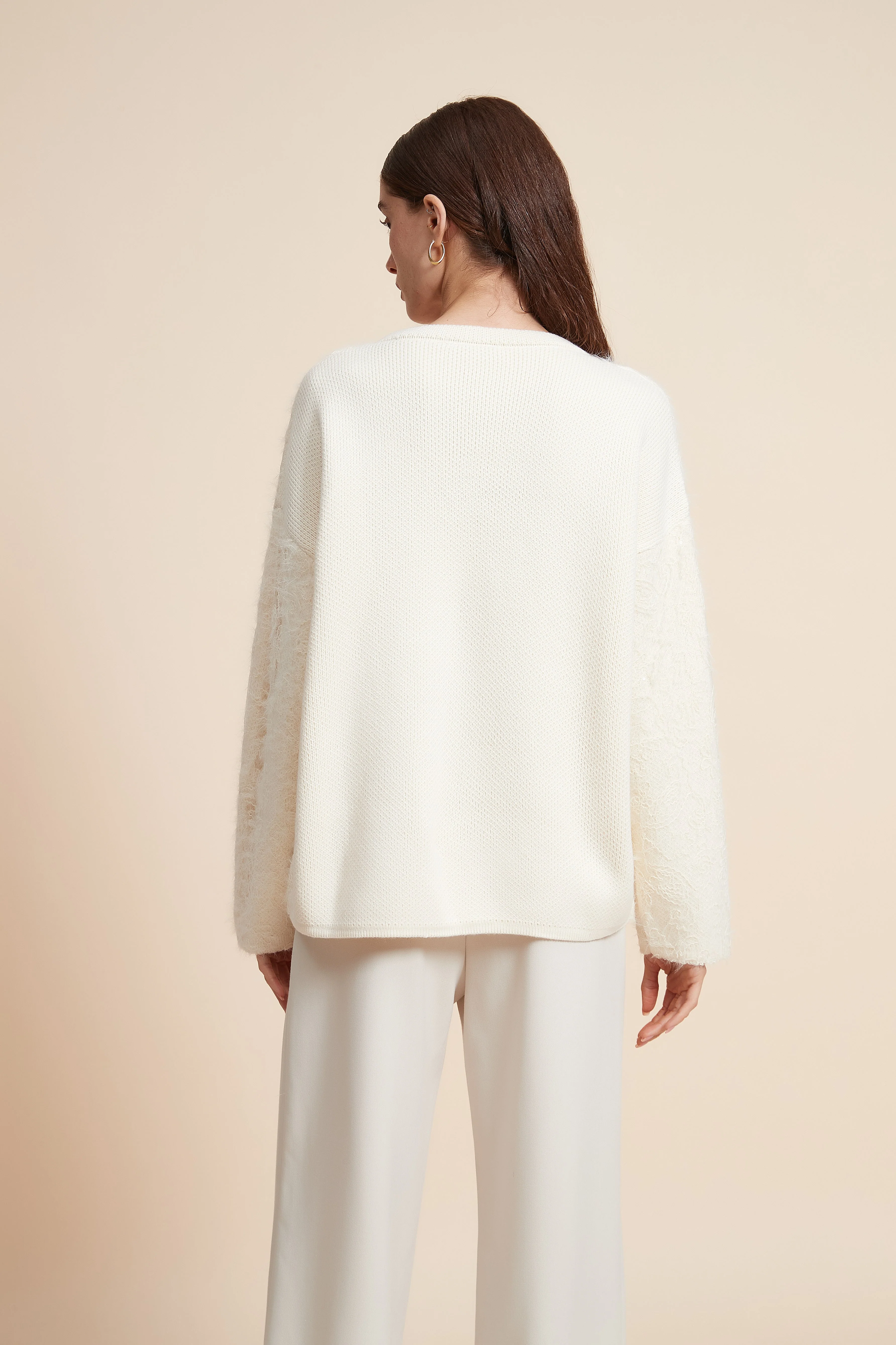 Plain Fur Sweater with Long Sleeves - Image 7