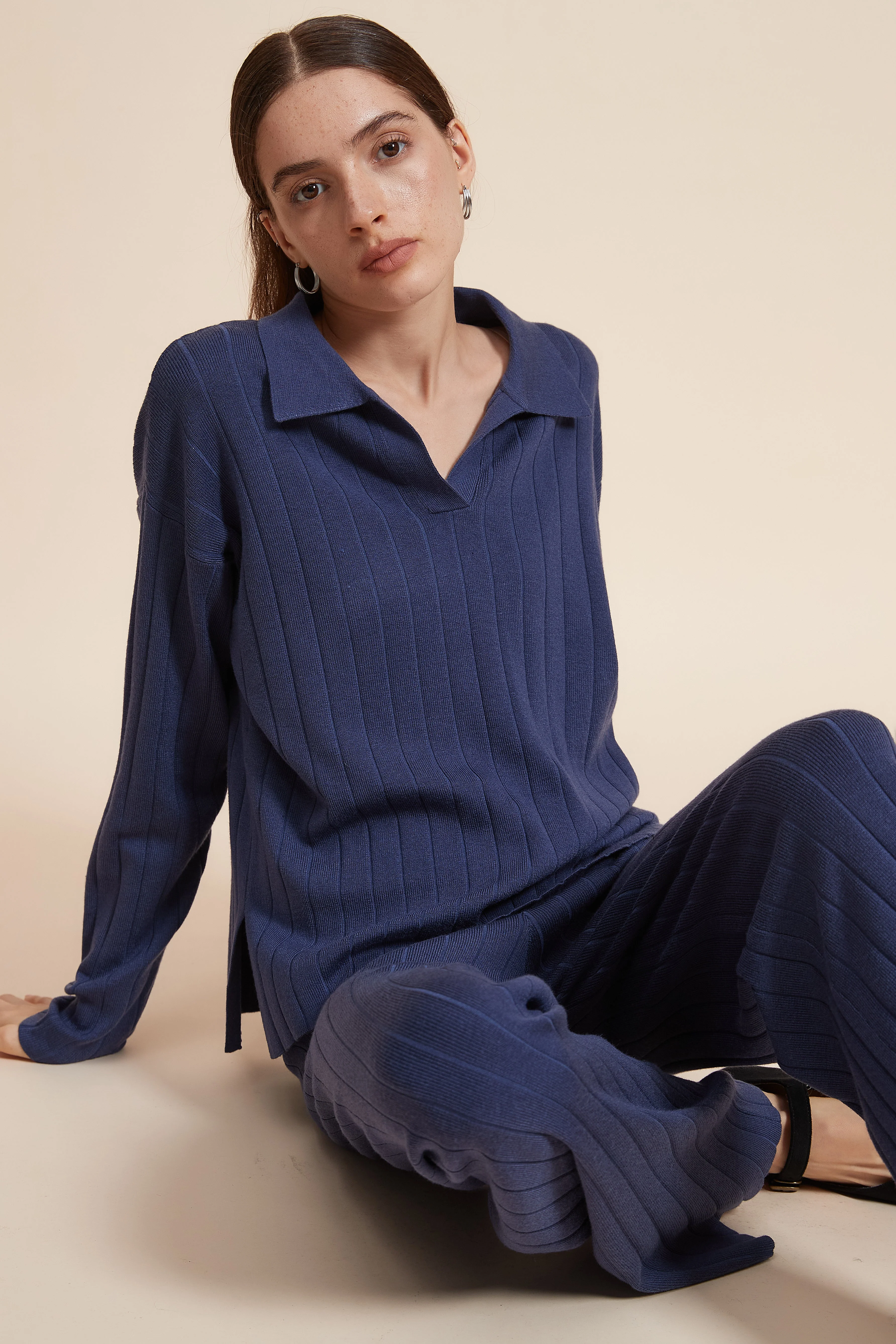 Plain Ribbed Mid-Length Blouse With Long Sleeves - Image 4