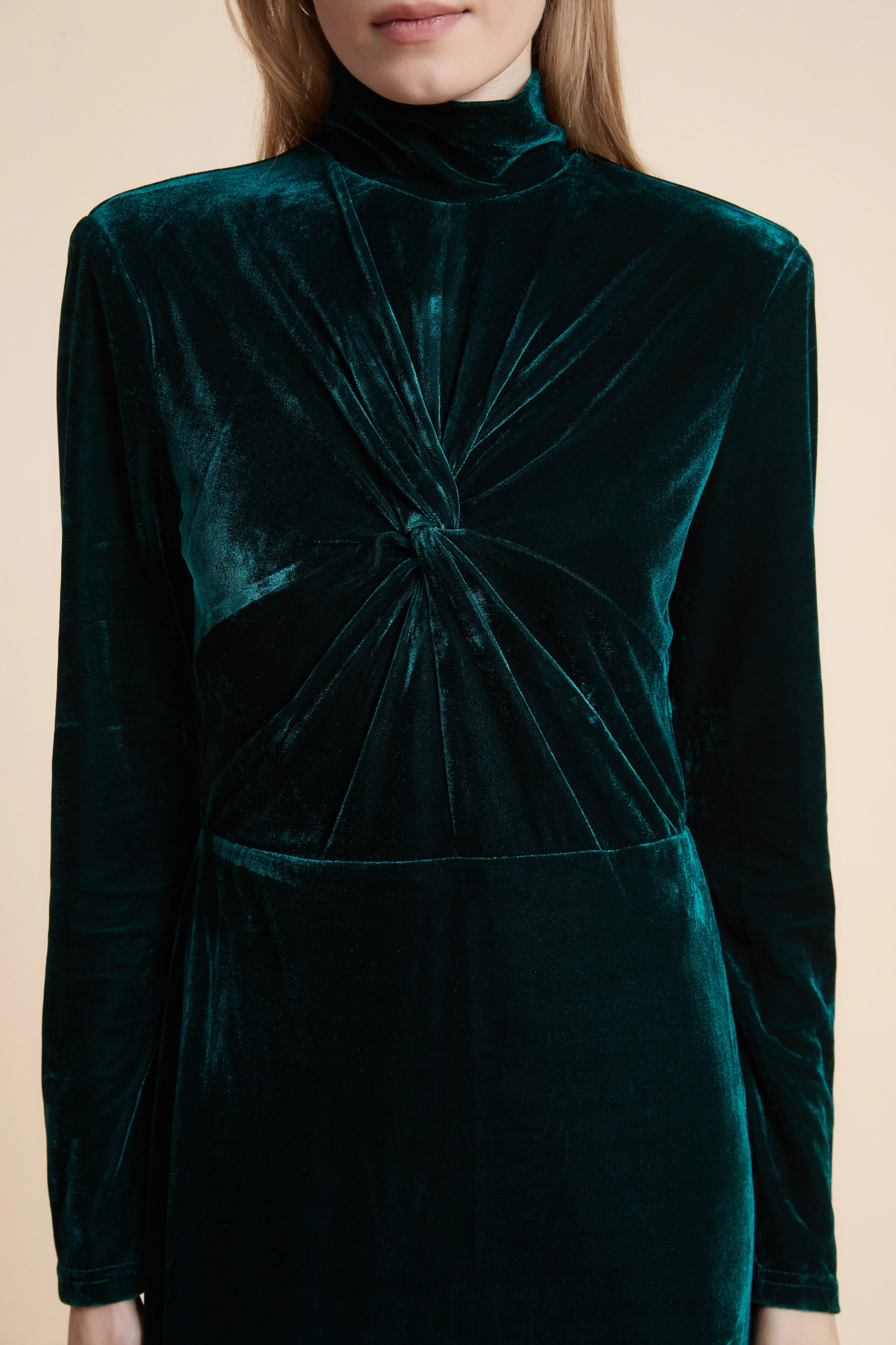 Velvet Midi Dress with Long Sleeves - Image 7