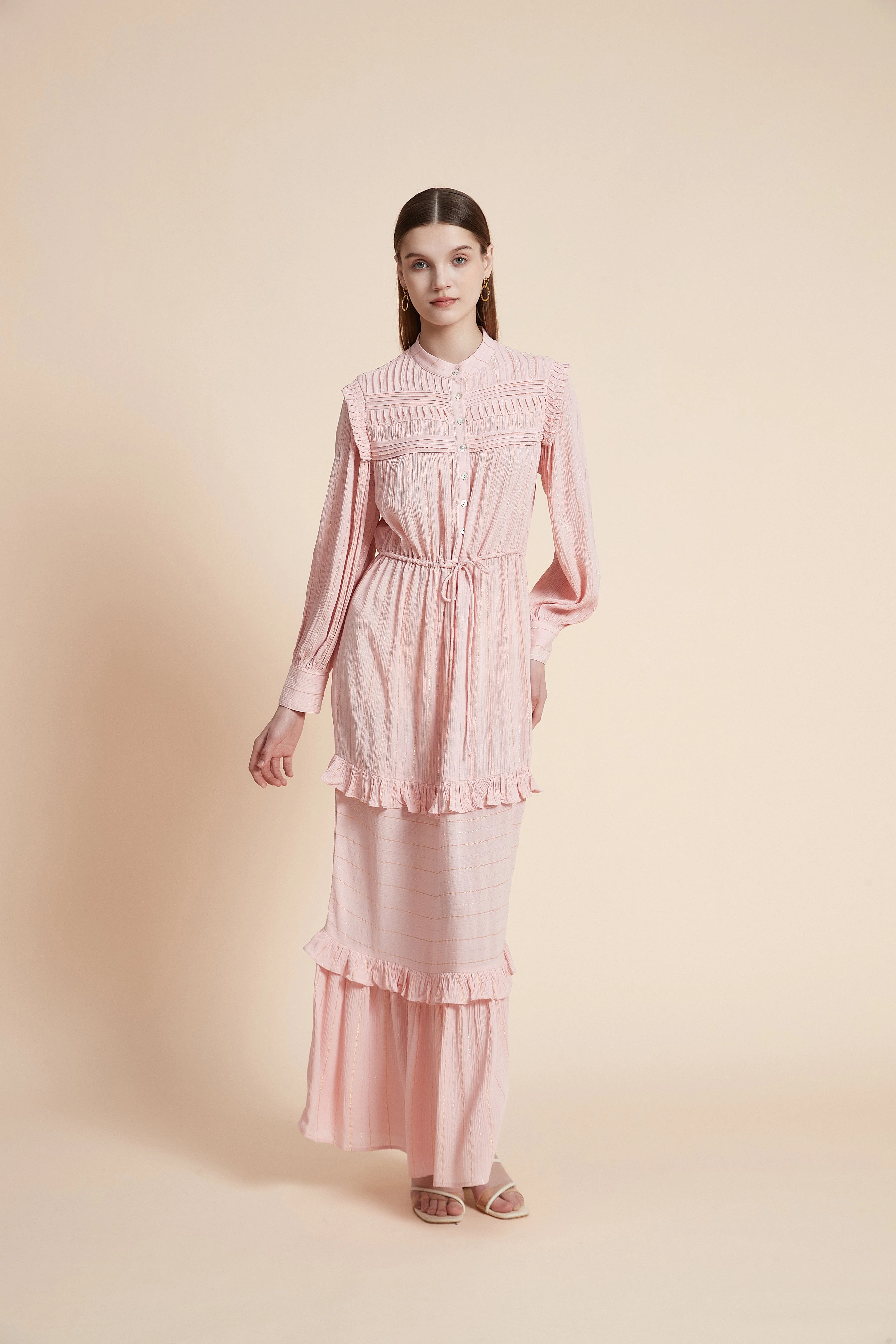 Long Waist-Defined Dress with Wide Long Sleeves - Image 3