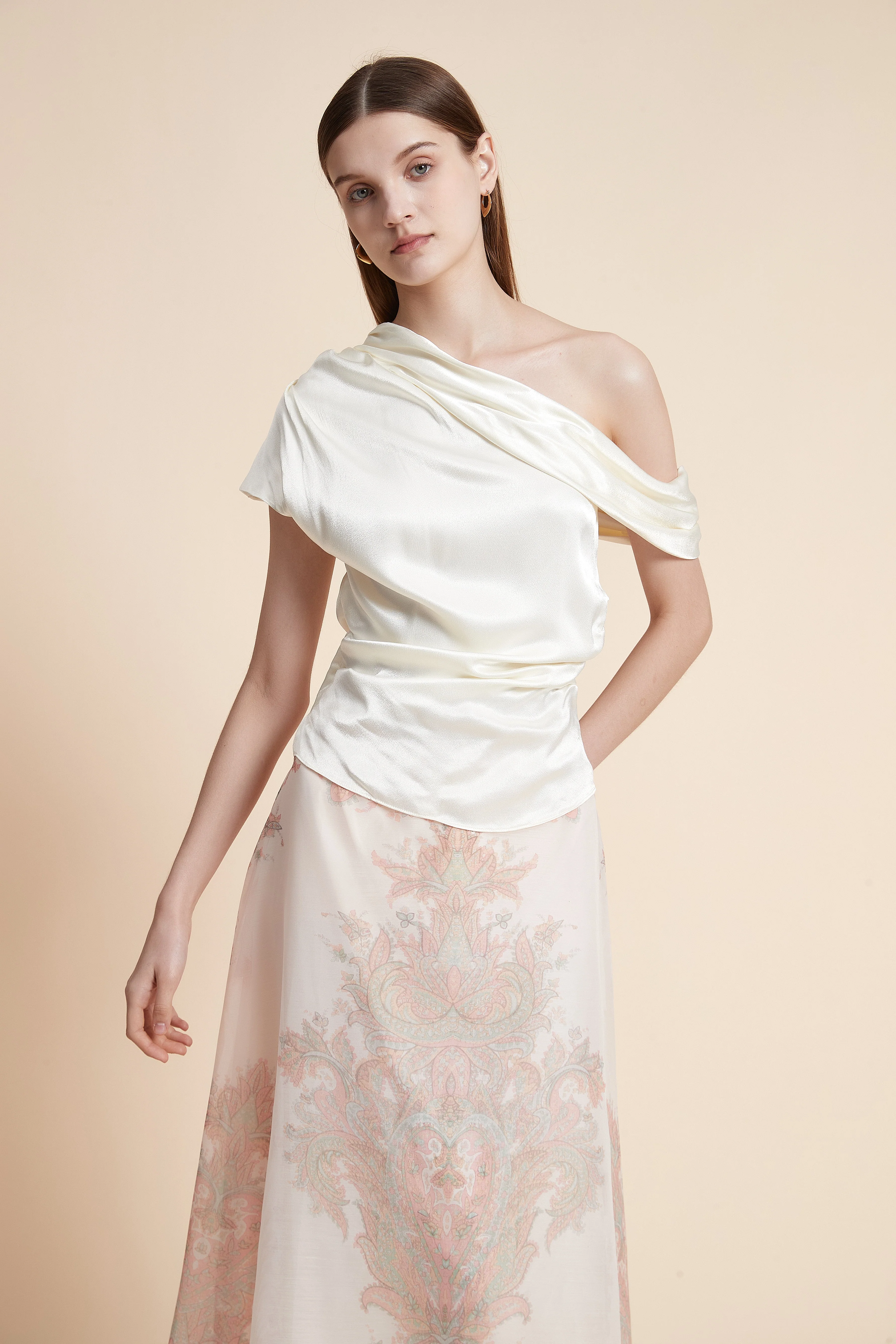 Solid Color Short Sleeve Off-Shoulder Blouse