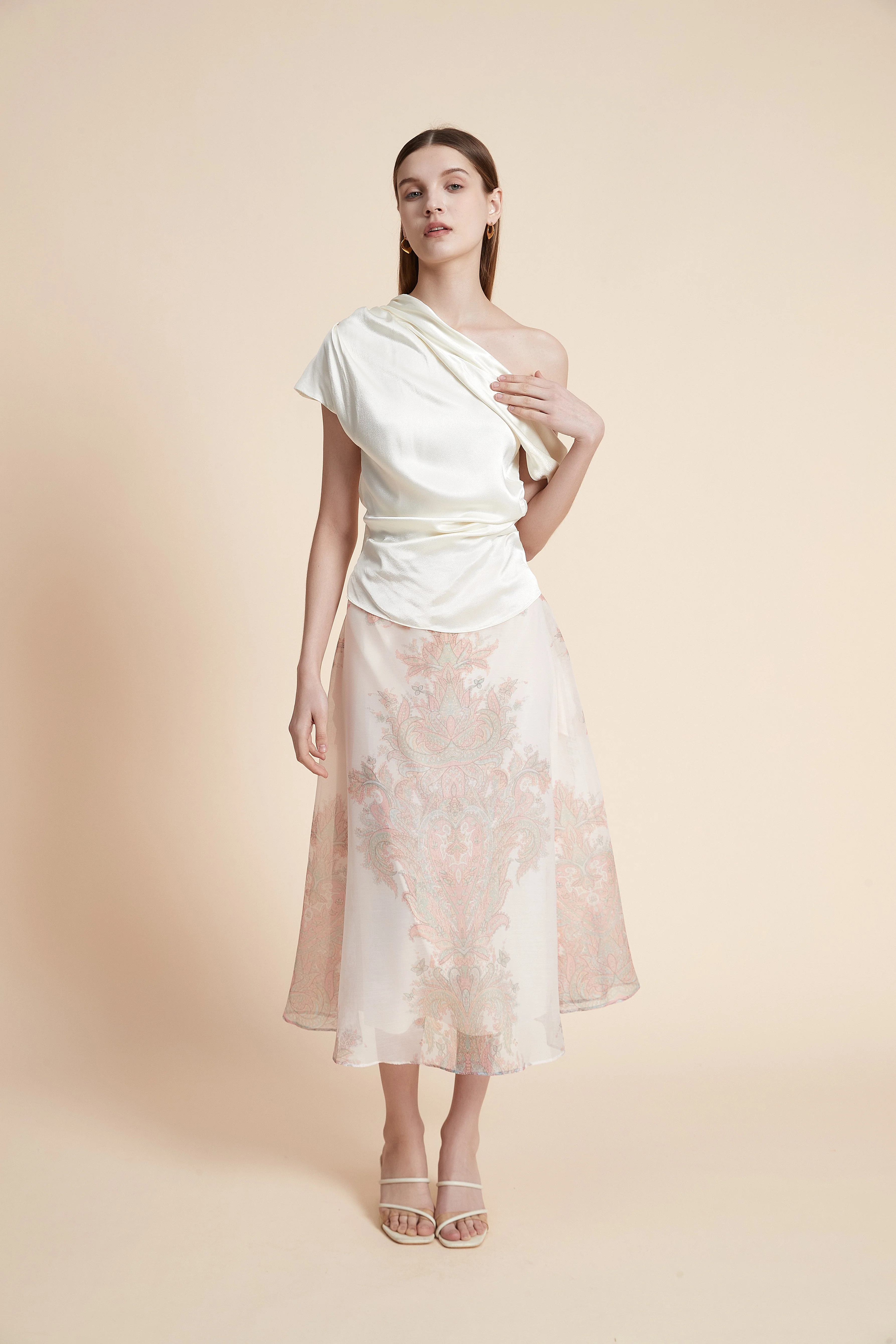 Solid Color Short Sleeve Off-Shoulder Blouse - Image 3