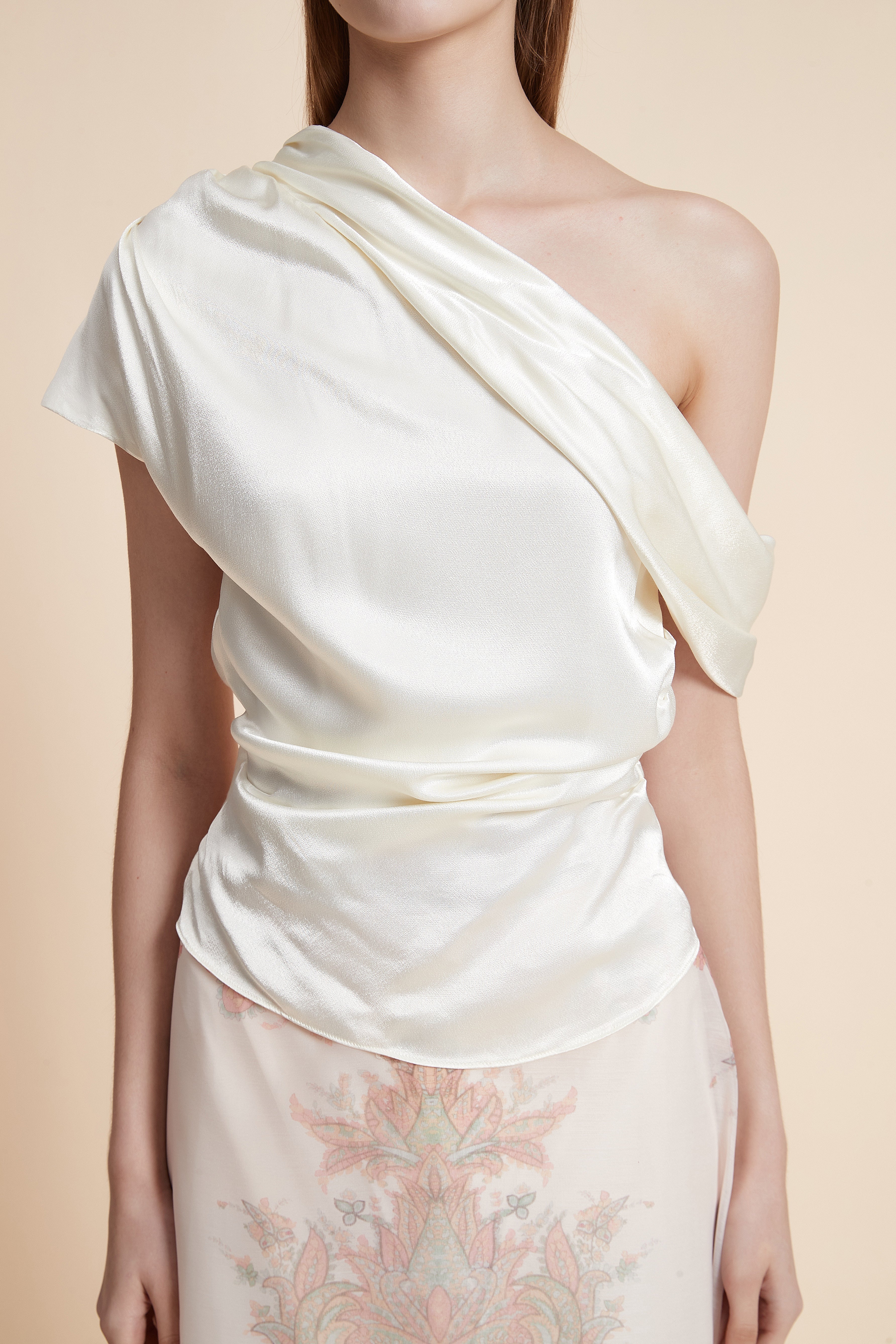 Solid Color Short Sleeve Off-Shoulder Blouse - Image 5
