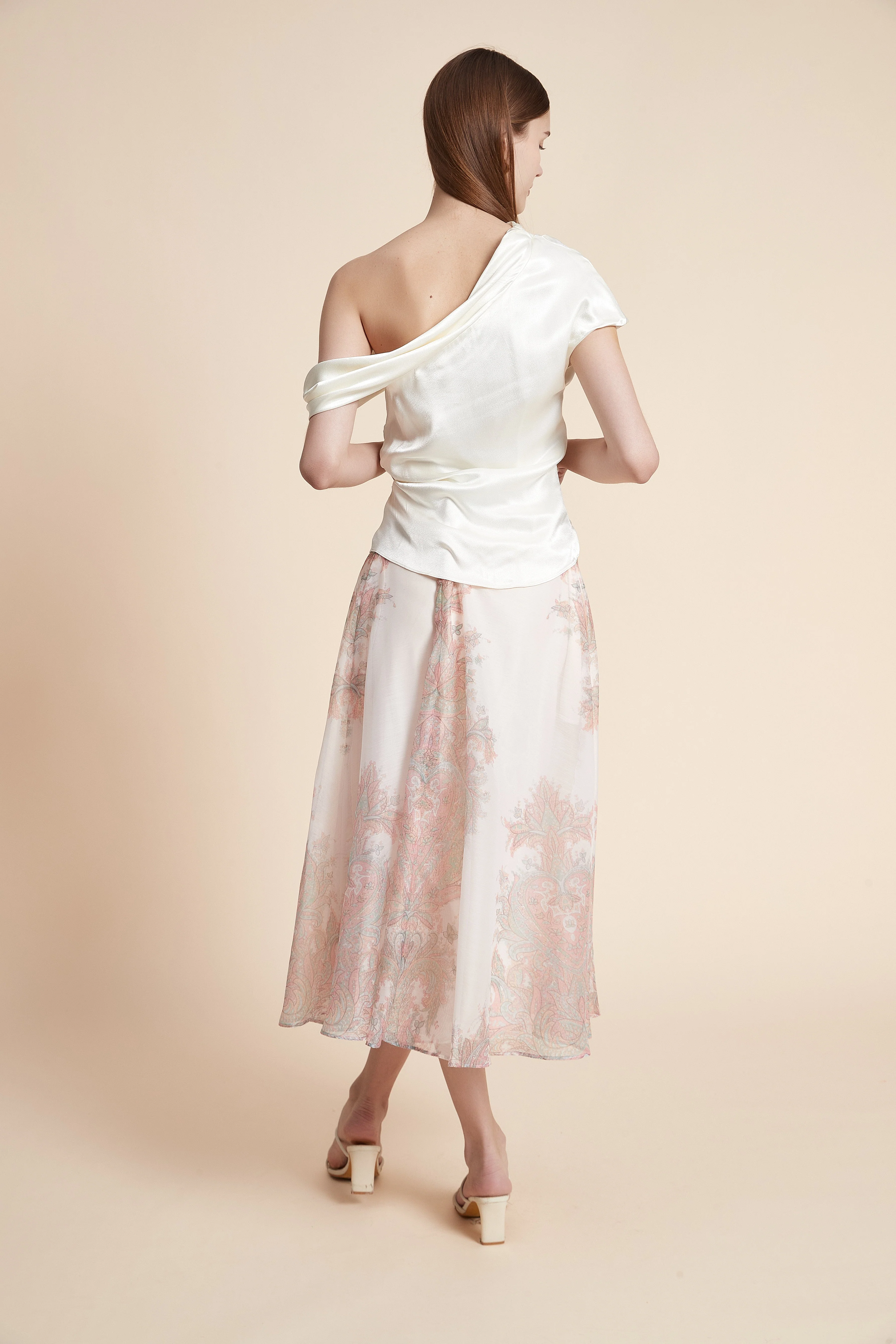 Solid Color Short Sleeve Off-Shoulder Blouse - Image 6