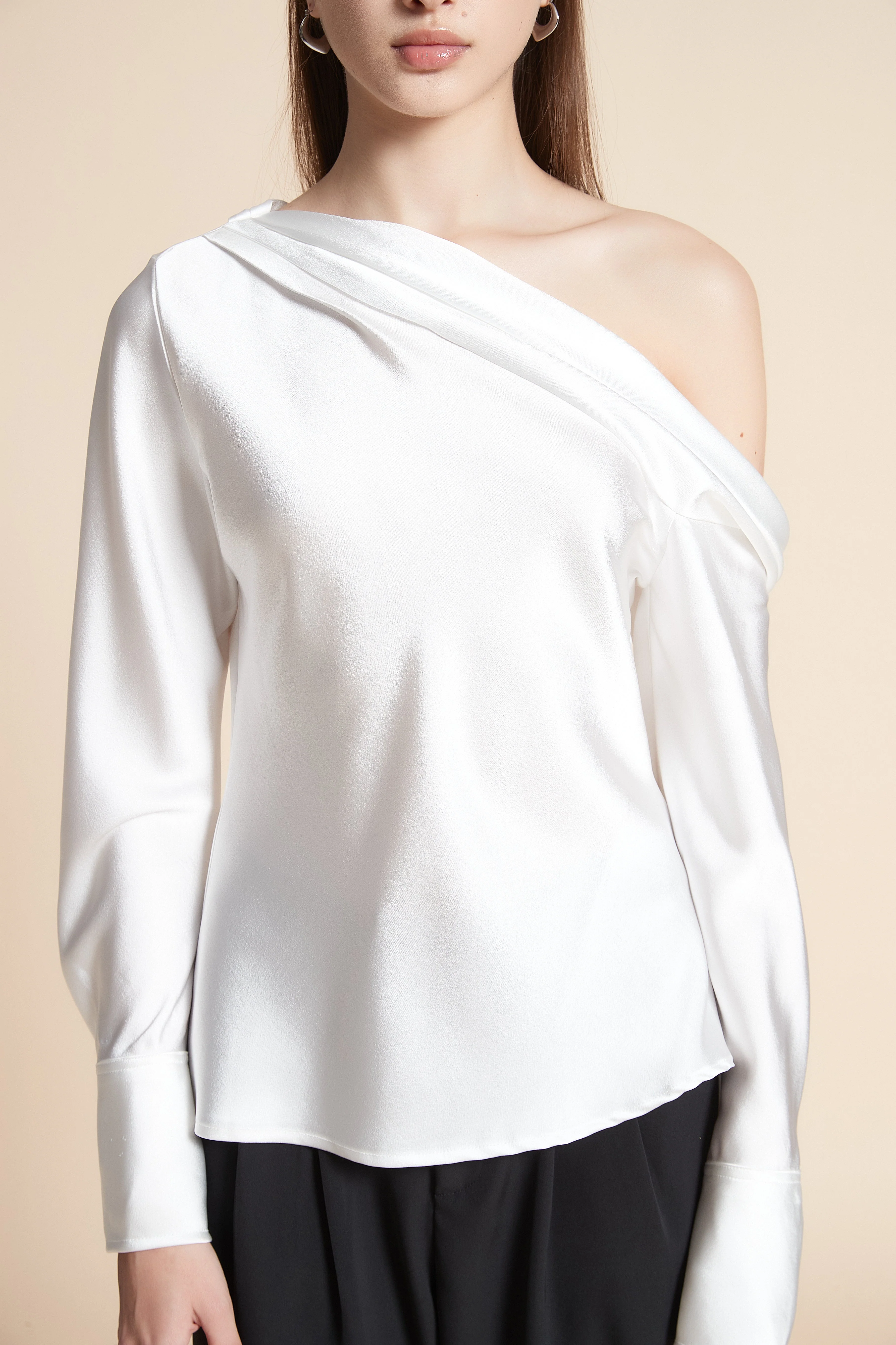 Solid Long Sleeve Mid-Length Blouse - Image 4