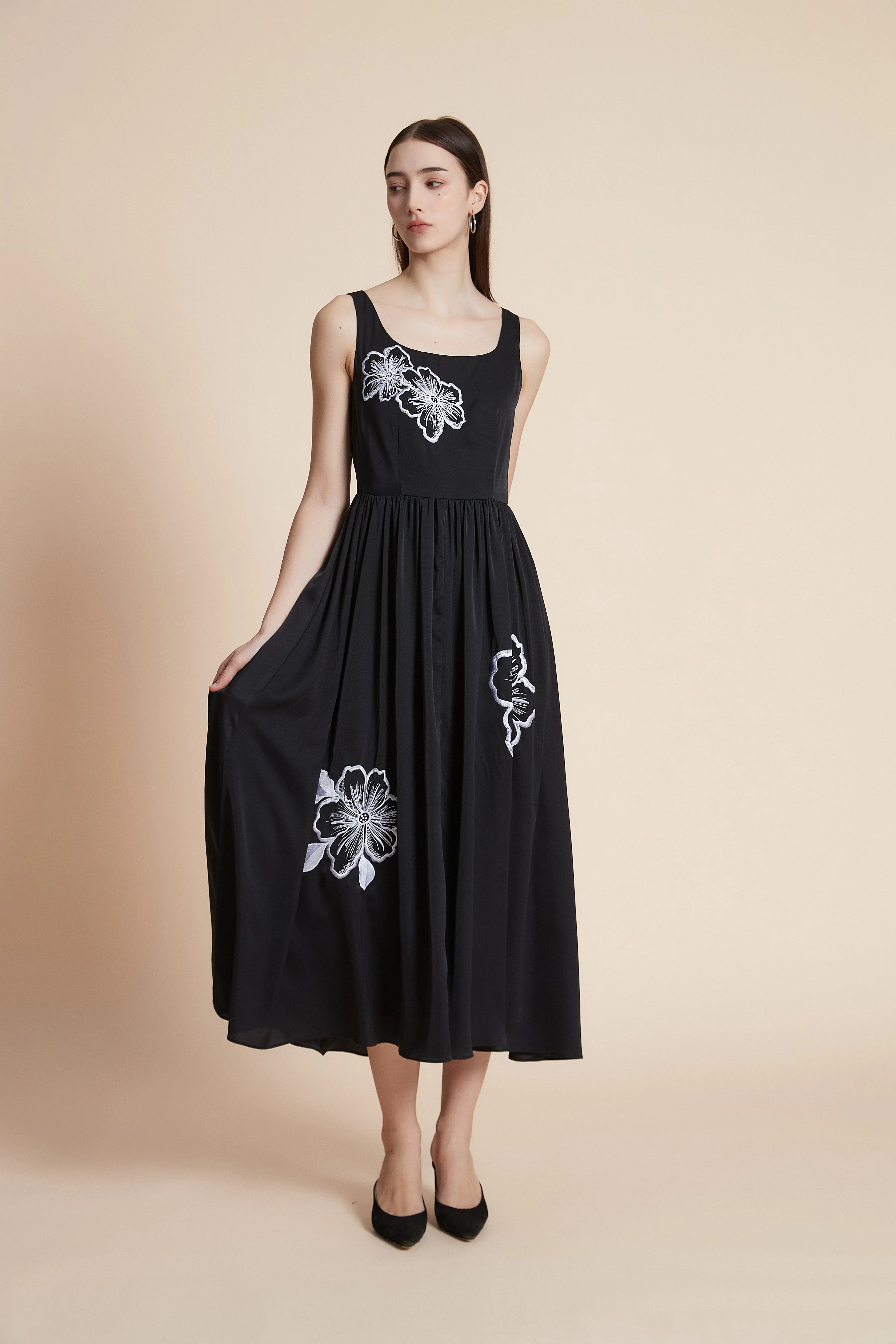 Floral strapless midi dress