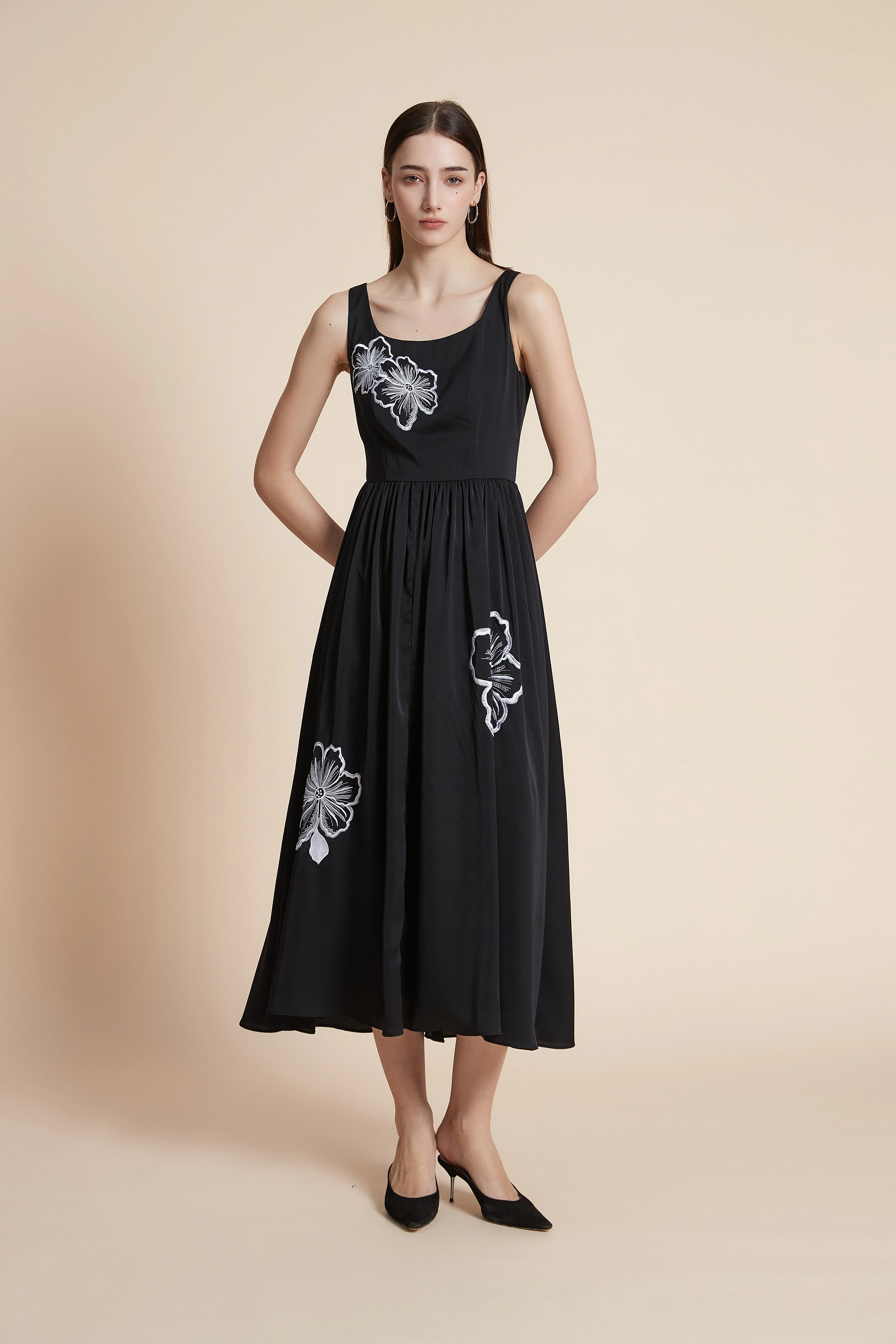Floral strapless midi dress - Image 4