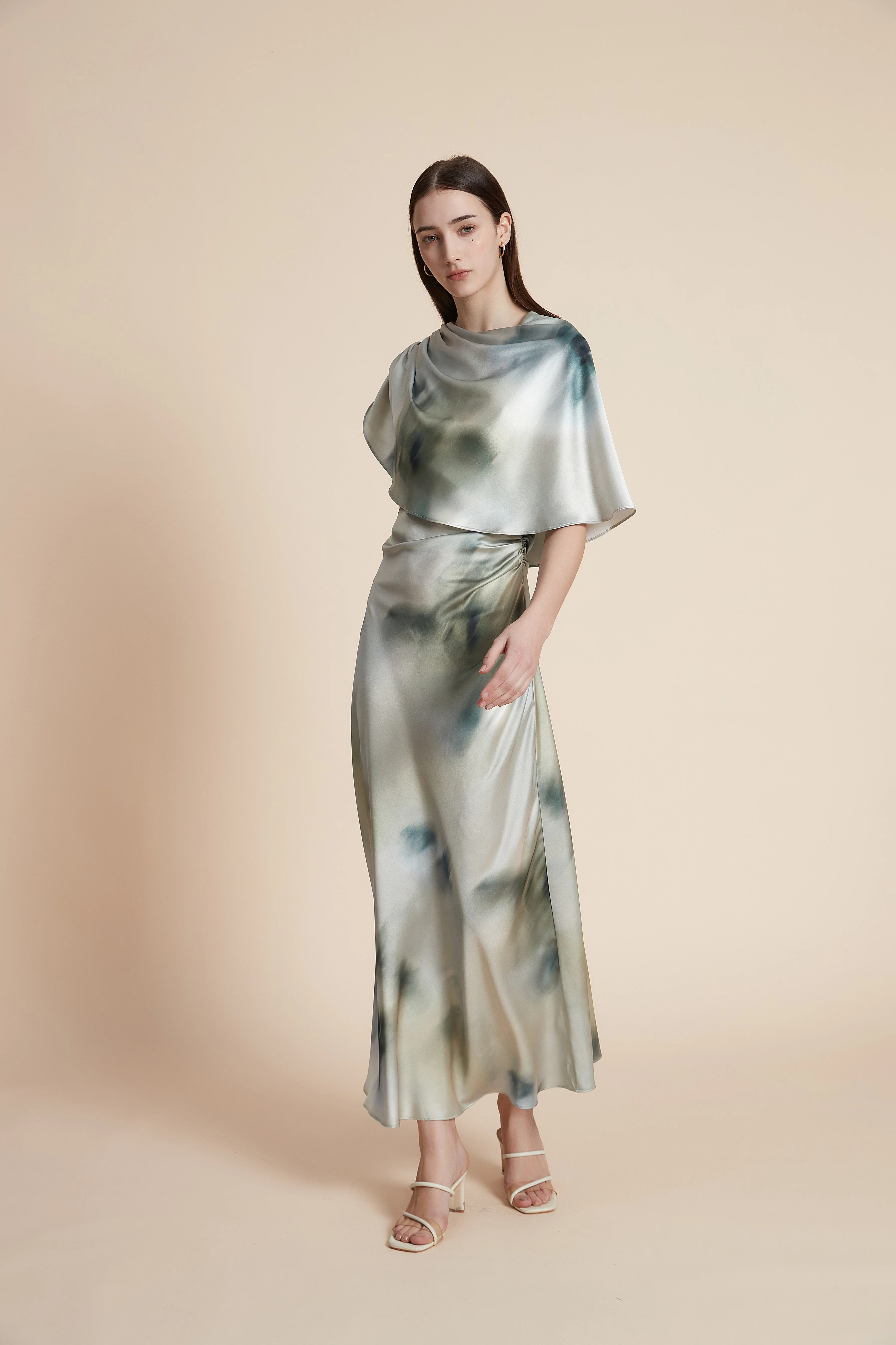 Stunning Printed Maxi Dress - Image 3