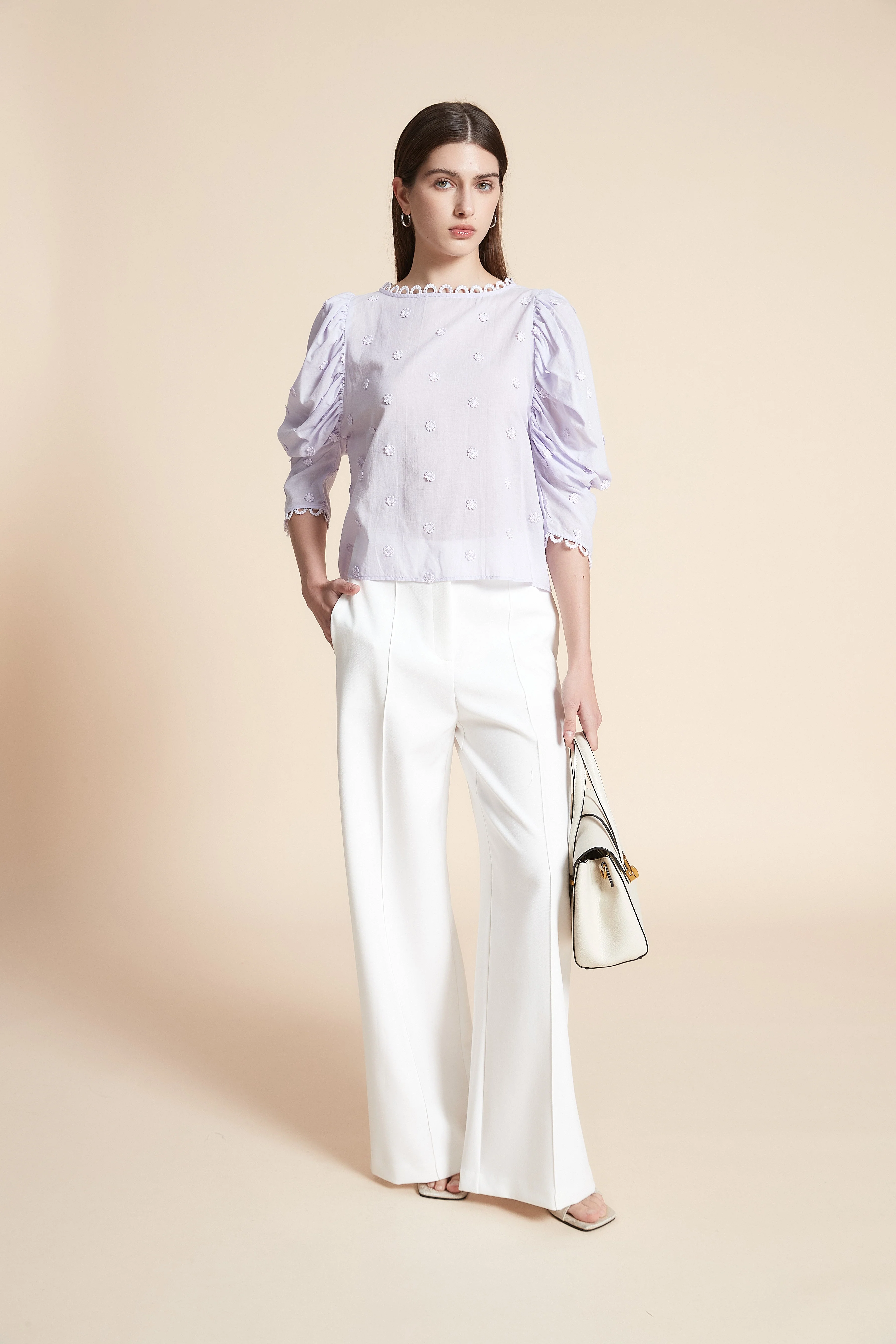 Solid Sleeve 3/4 Short Blouse with Flowers - Image 3