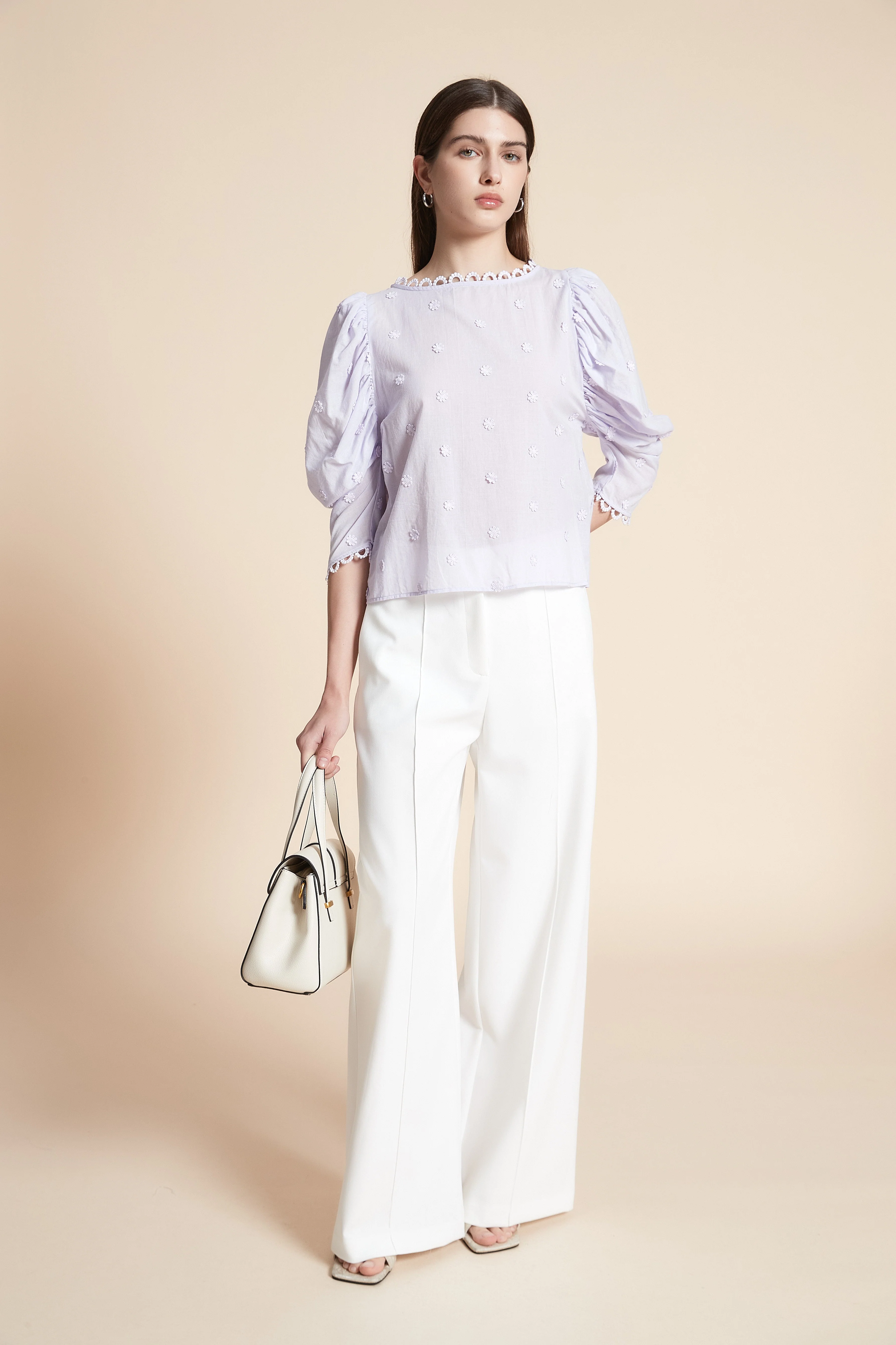 Solid Sleeve 3/4 Short Blouse with Flowers - Image 4
