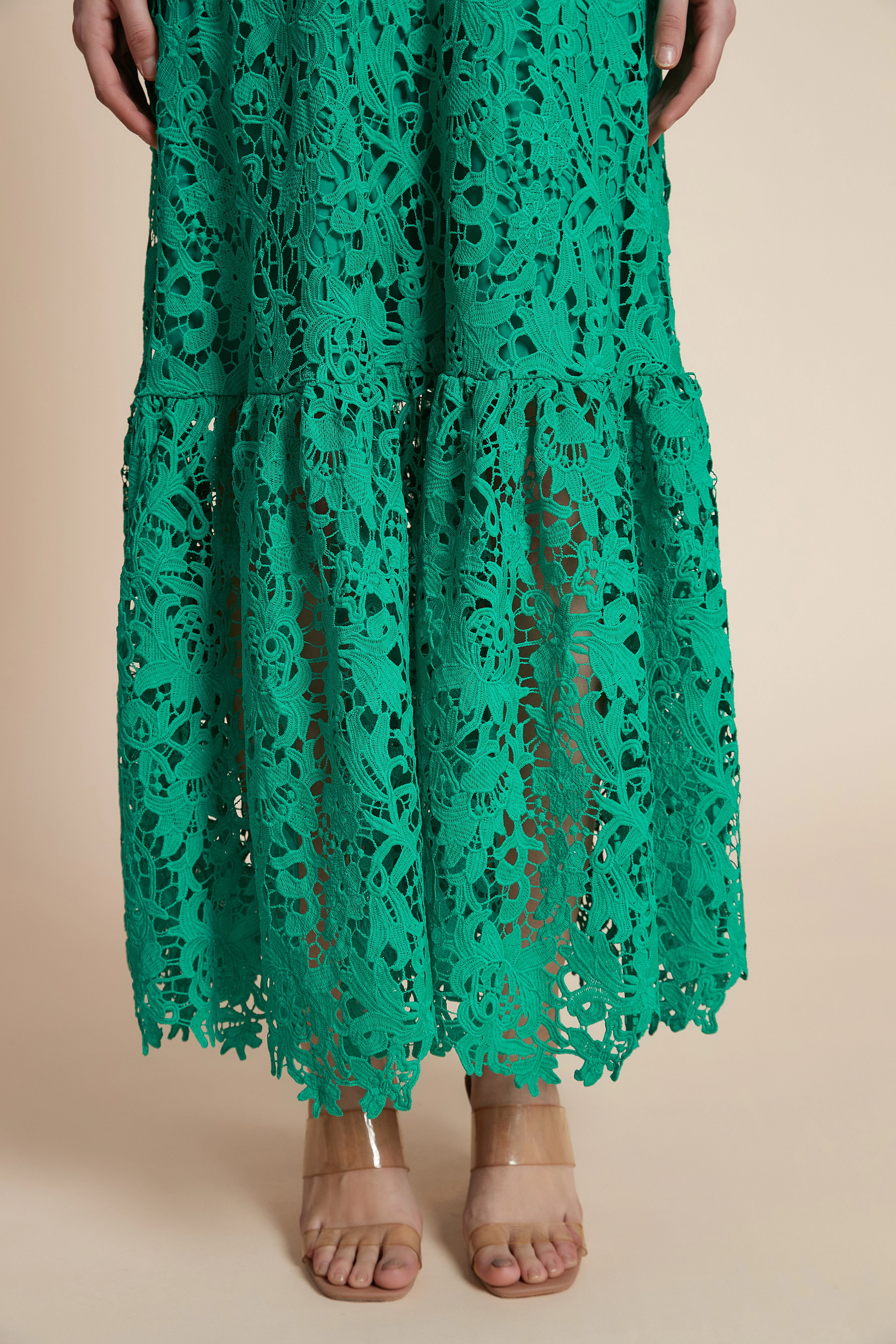 Long-sleeve lace maxi dress - Image 5