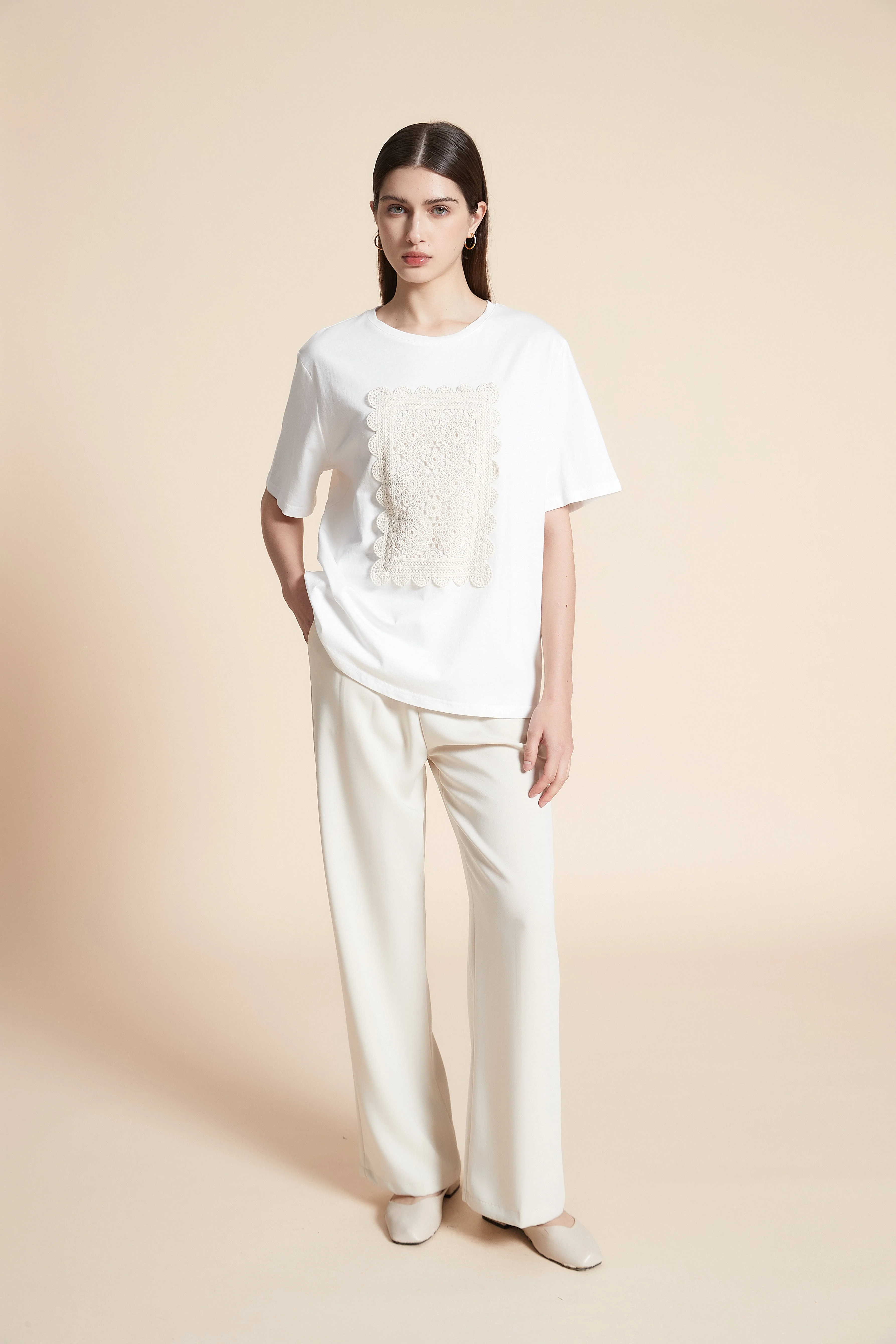 Plain Short Sleeves Waist-Length T-Shirt - Image 2