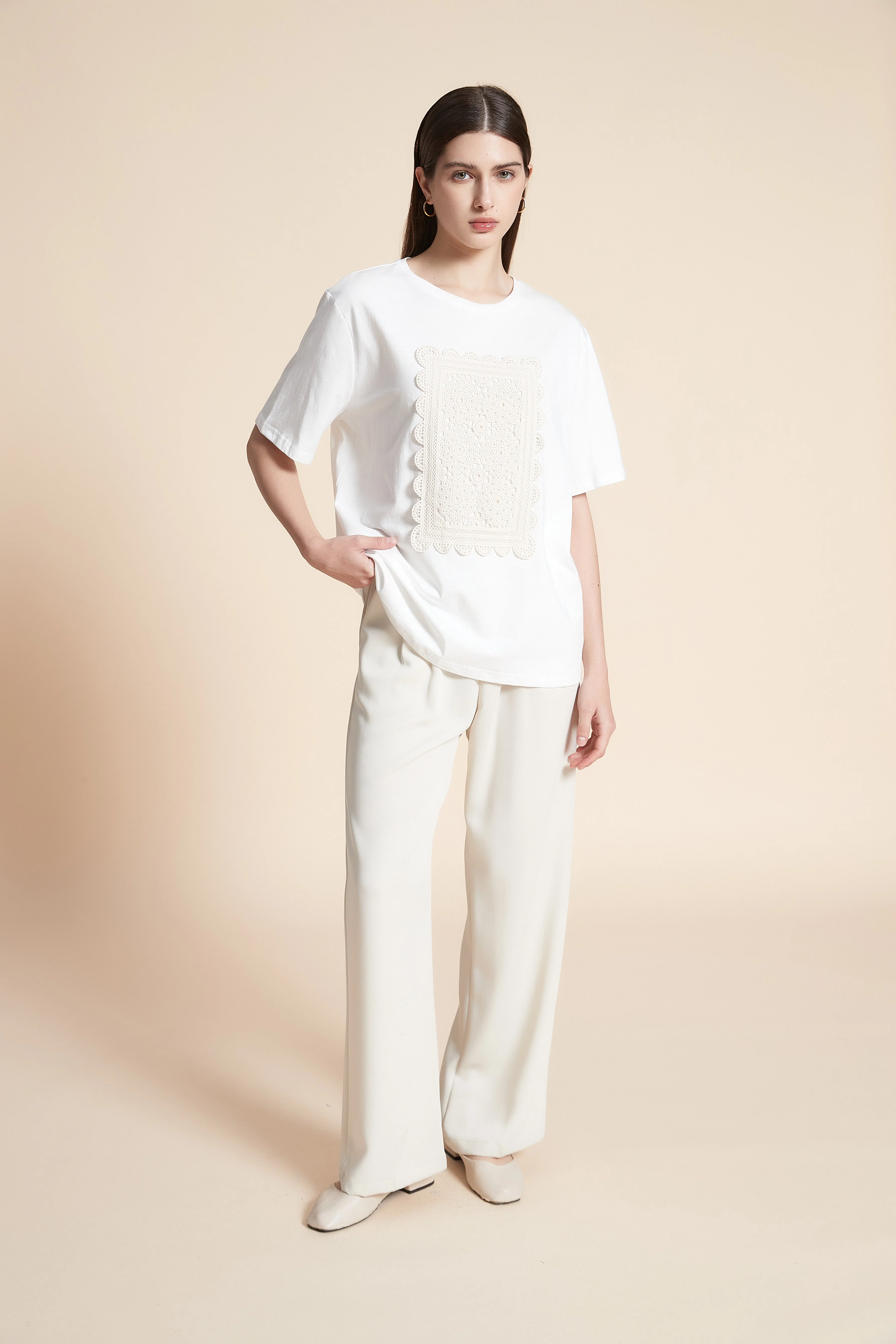 Plain Short Sleeves Waist-Length T-Shirt - Image 3