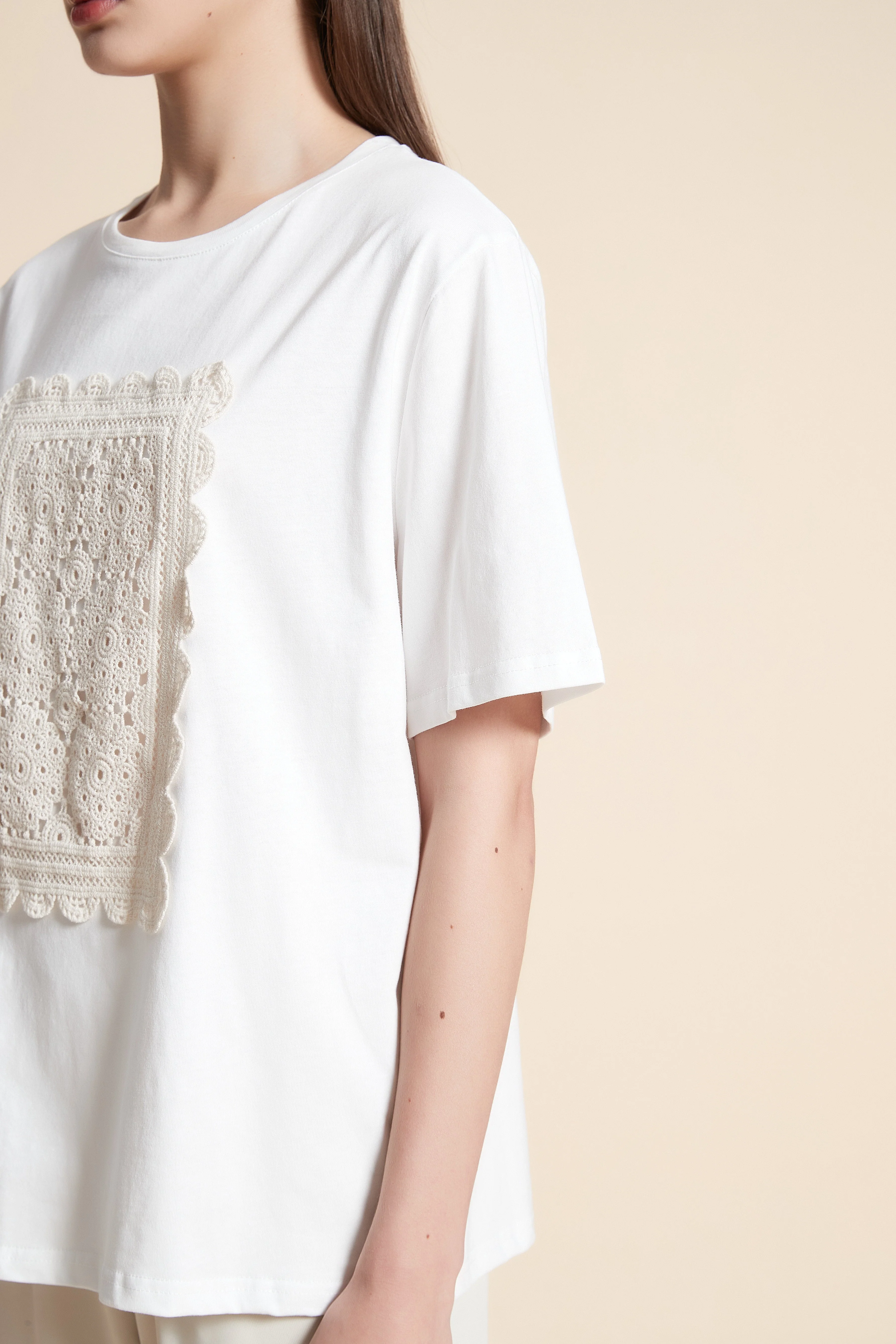 Plain Short Sleeves Waist-Length T-Shirt - Image 6