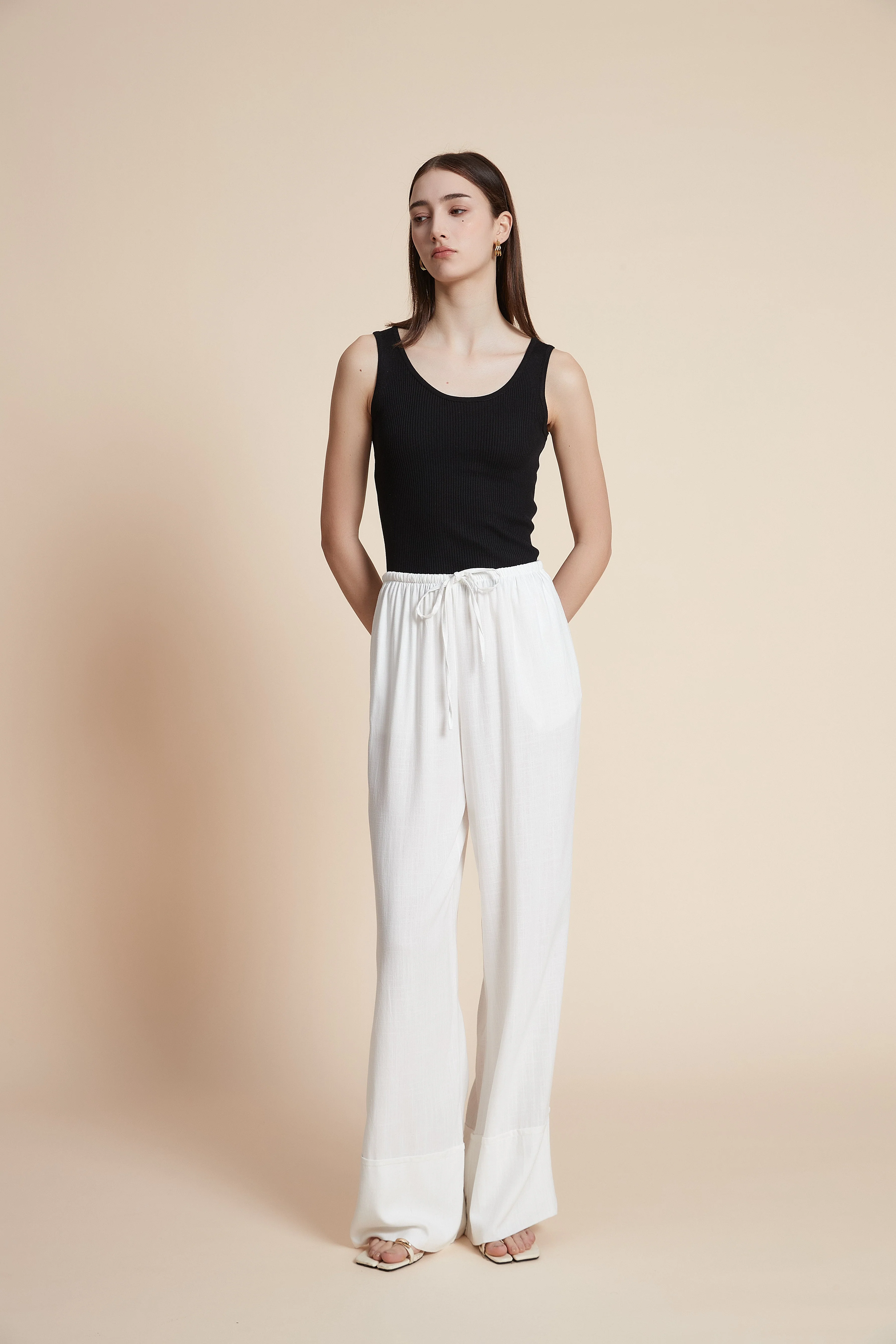 Plain Wide-Leg Trousers - Image 8