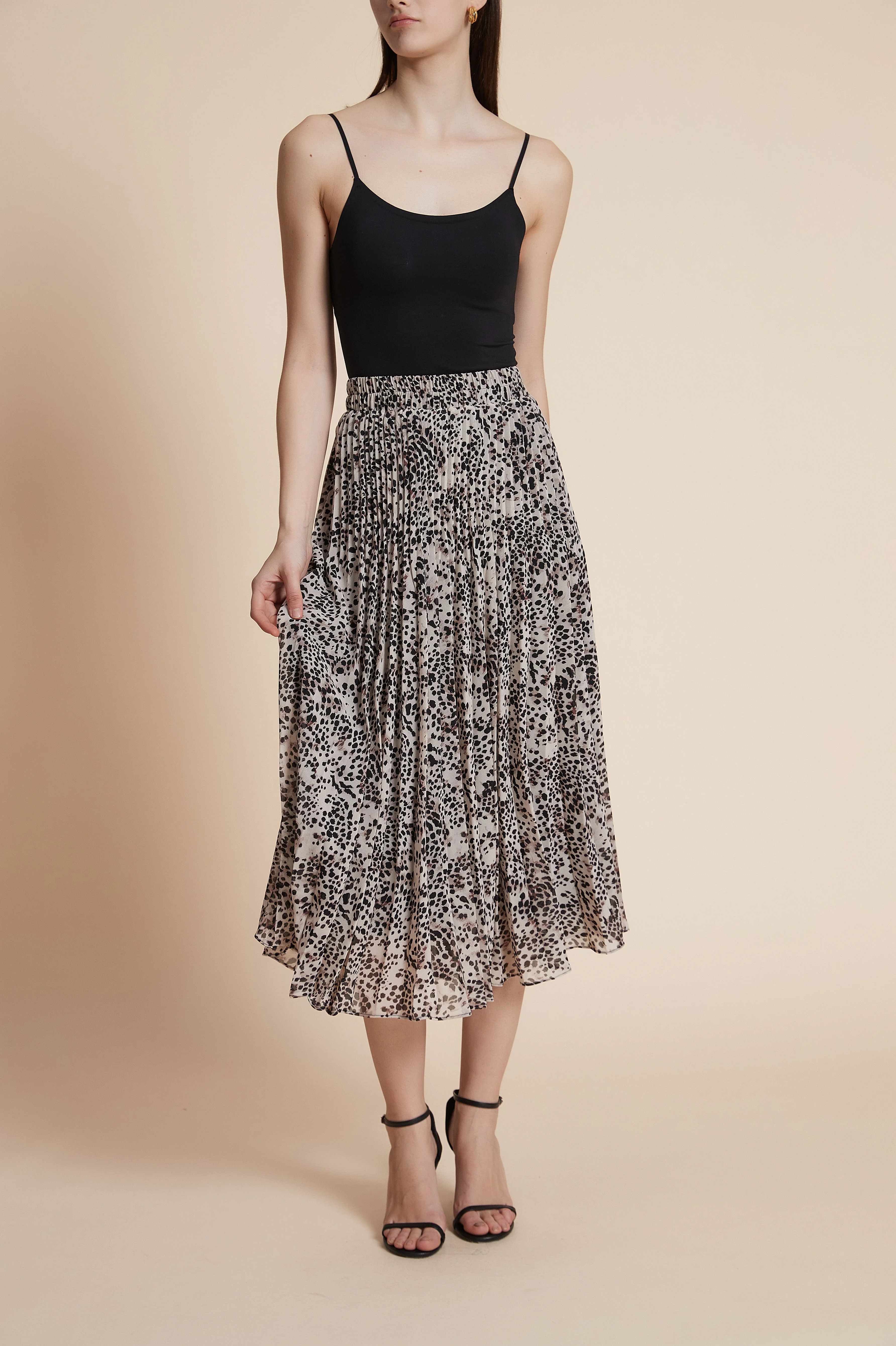 Pleated midi skirt - Image 7
