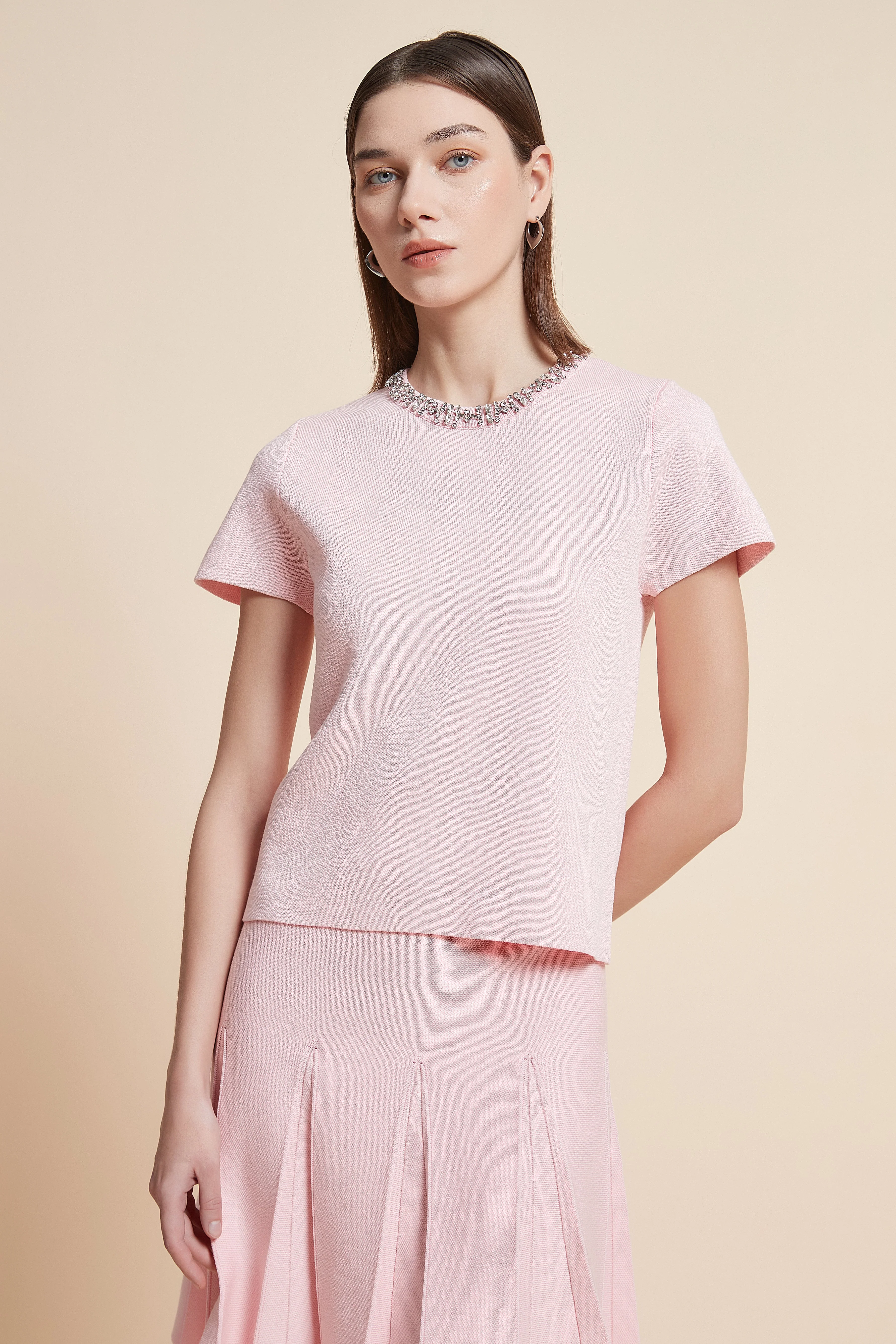 Plain Waist-Length Short-Sleeved Top - Image 4
