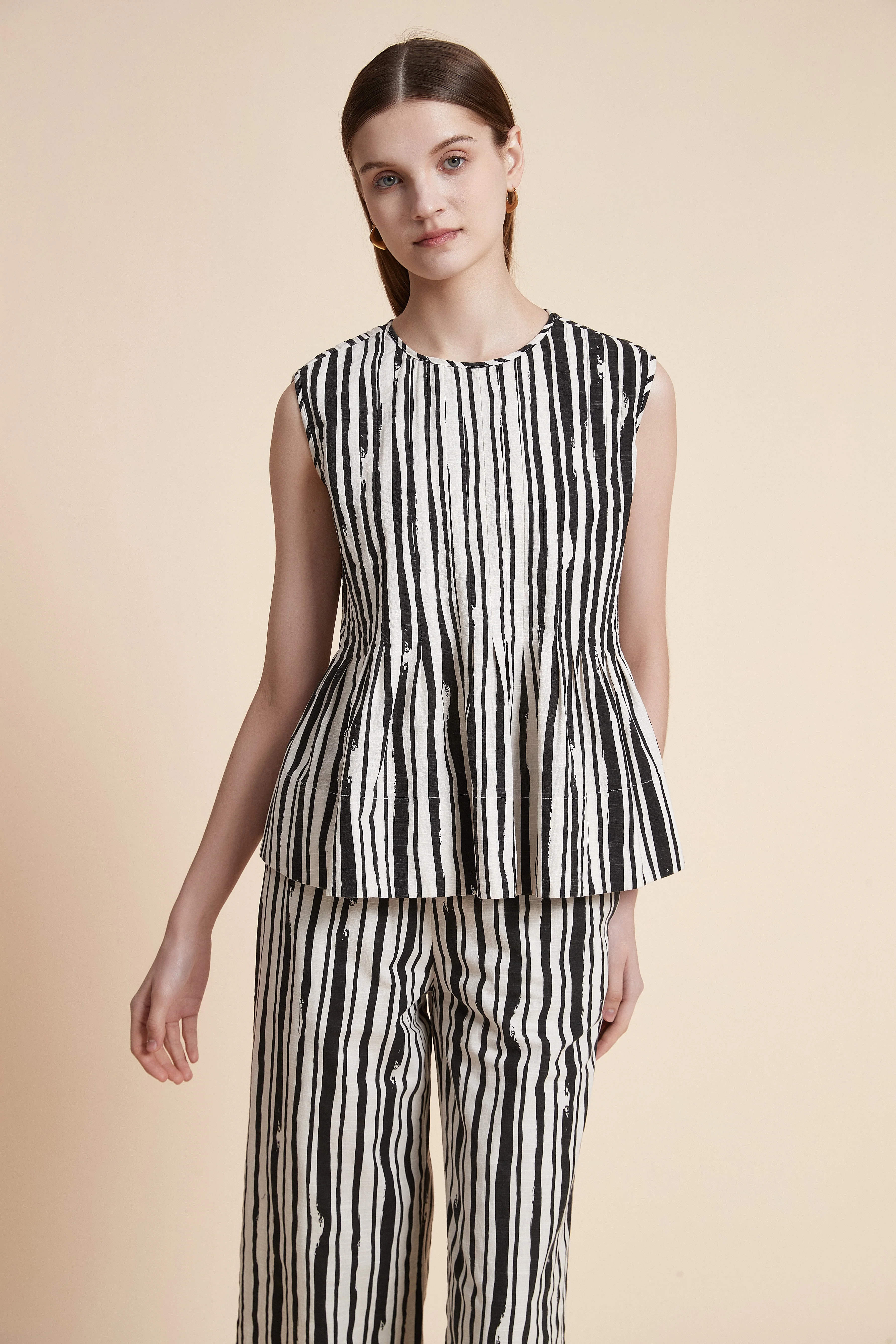 Striped Sleeveless Blouse