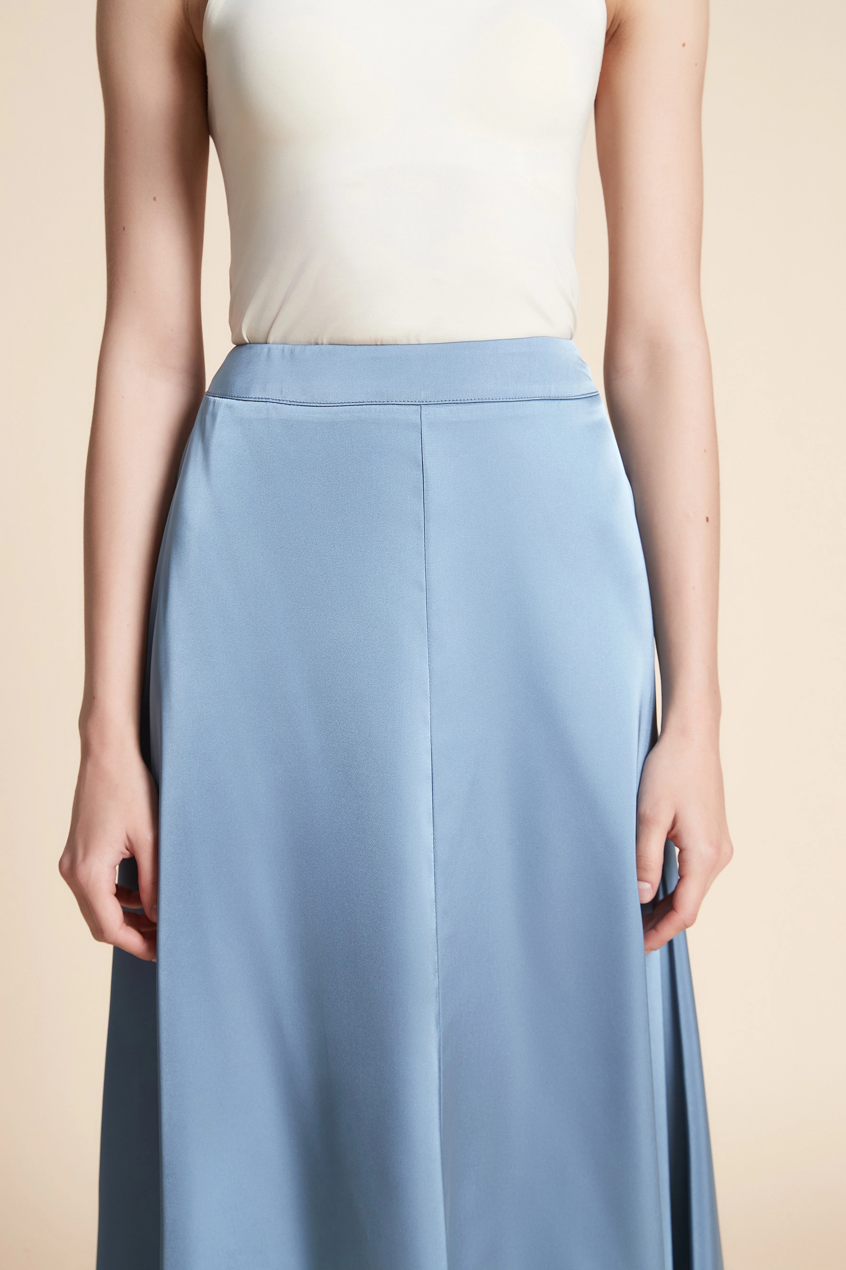 Solid Midi Skirt - Image 4