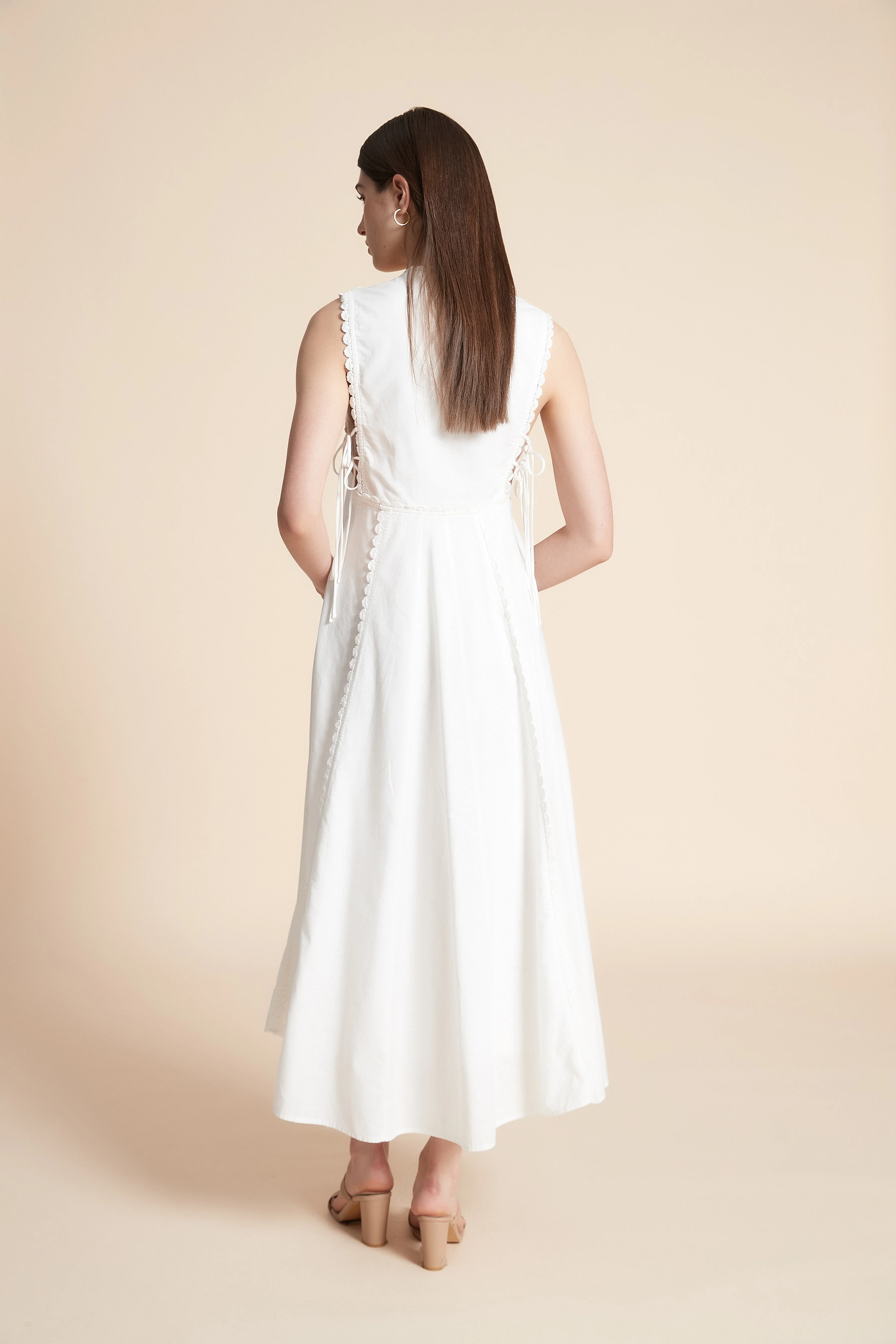 Lace Detail Sleeveless Midi Dress - Image 7