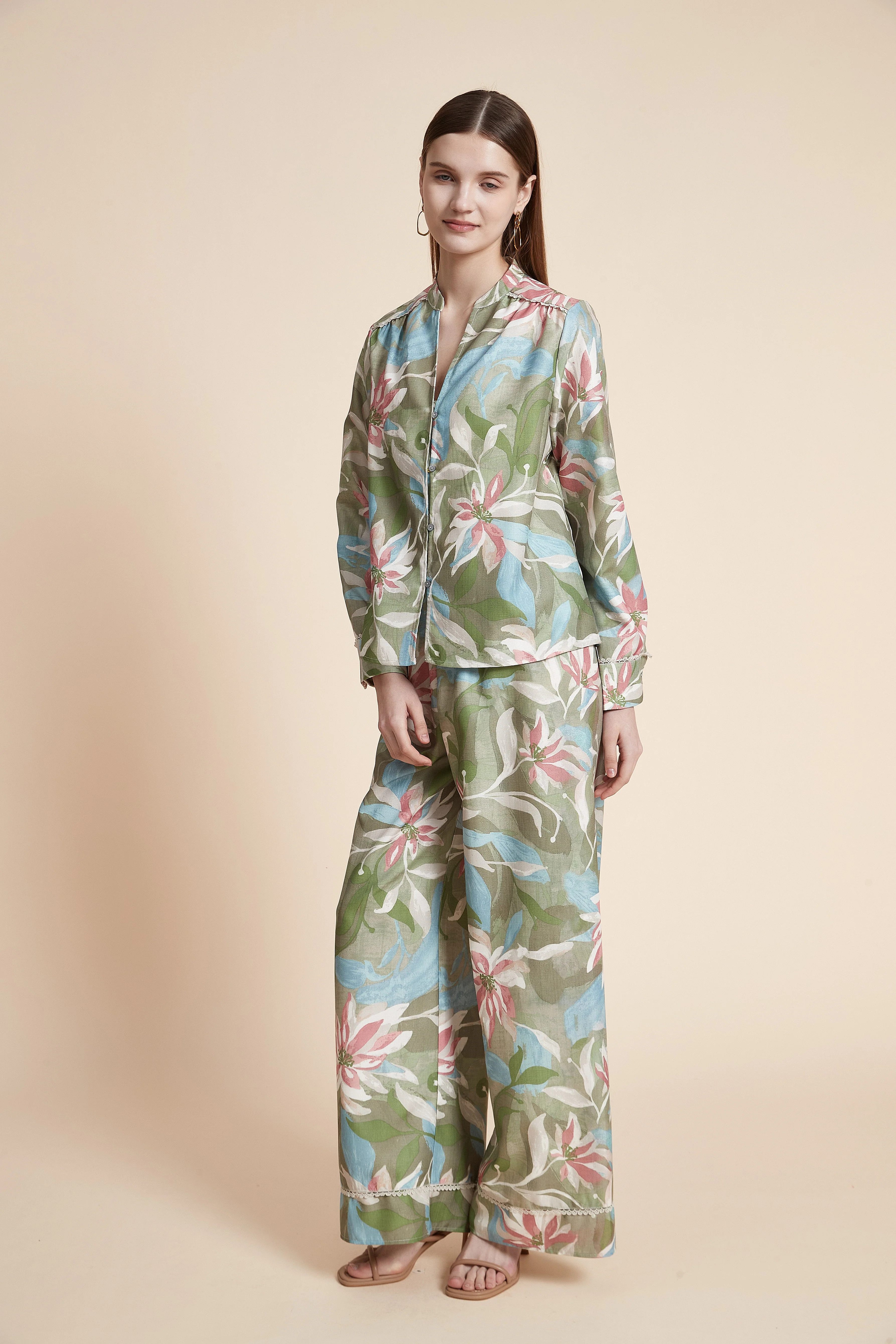 Long Sleeve Floral Print Blouse - Image 3